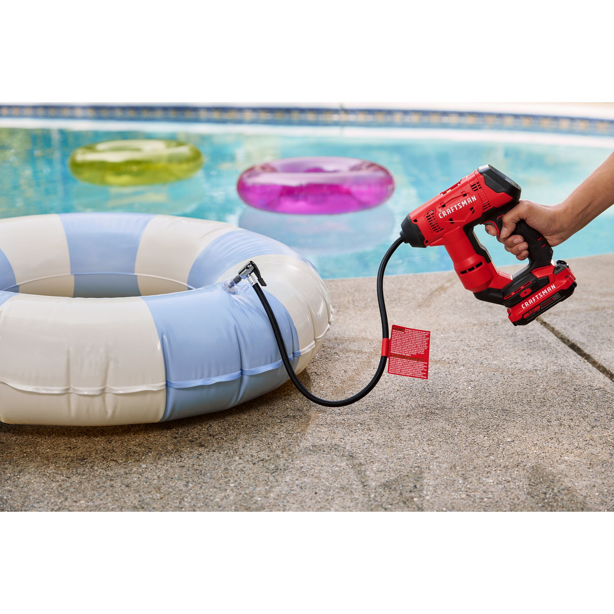 Inflador de aire de iones de litio de 20 voltios CRAFTSMAN V20 (Fuente de energía: Batería) CMCE521B