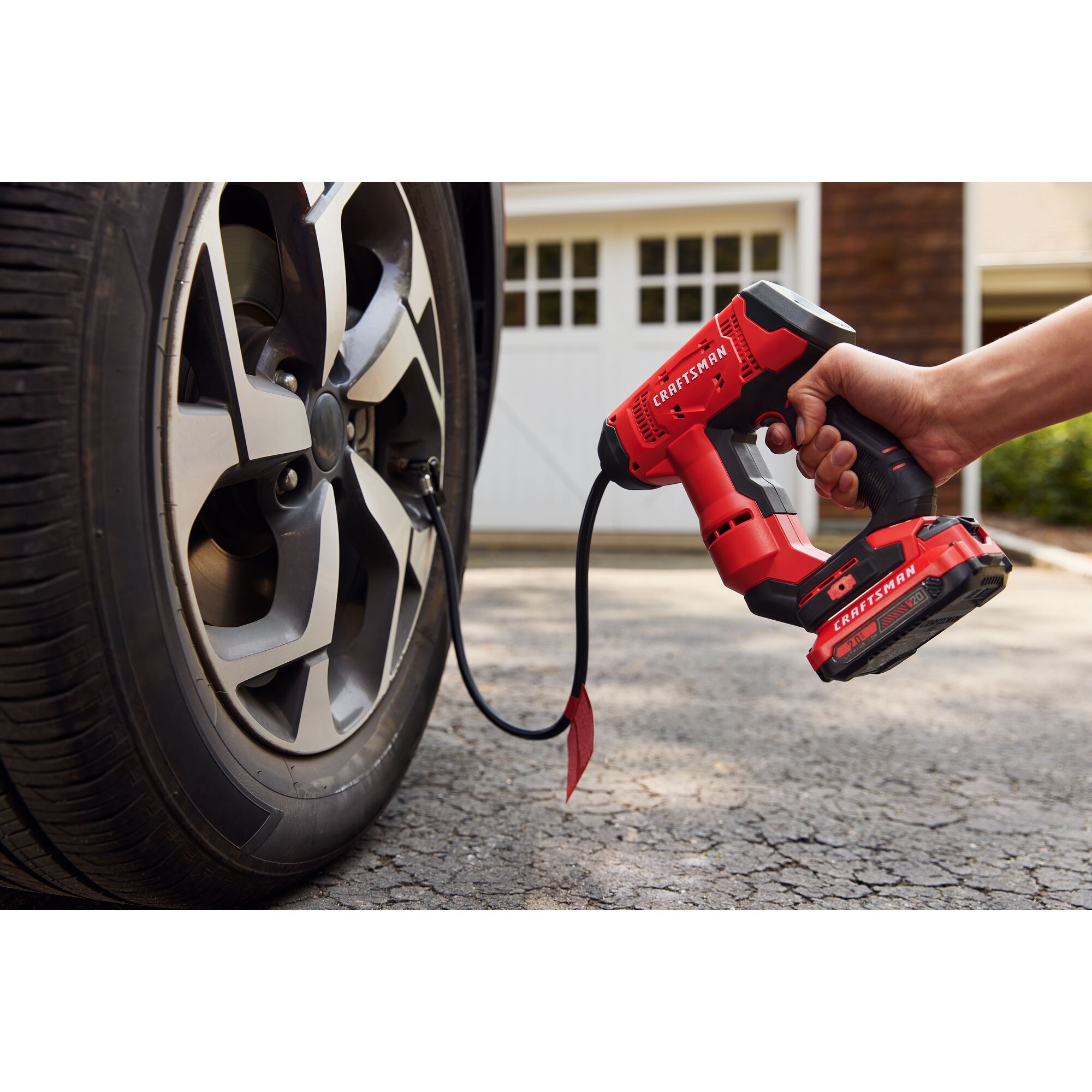 Inflador de aire de iones de litio de 20 voltios CRAFTSMAN V20 (Fuente de energía: Batería) CMCE521B