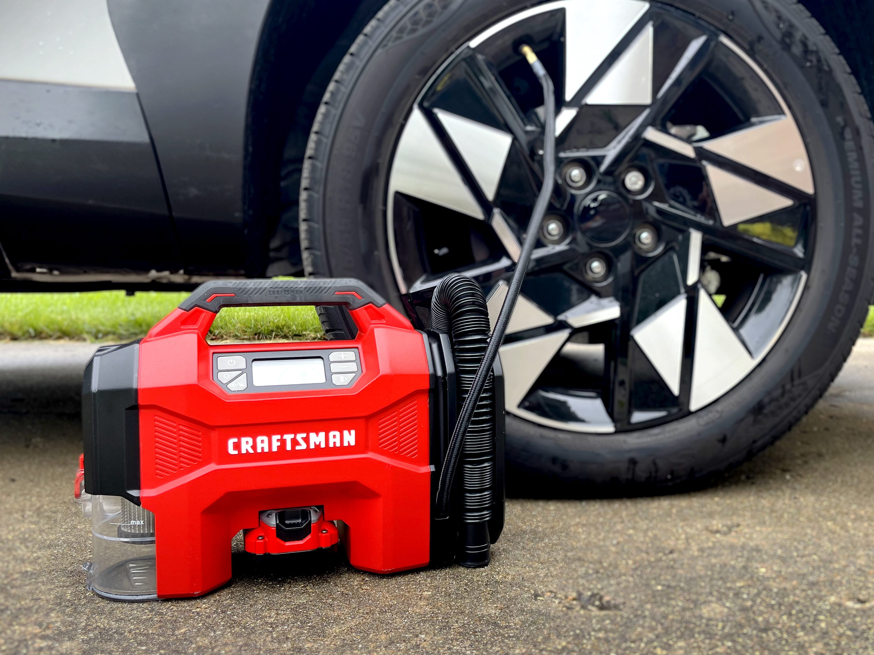 Inflador inalámbrico Craftsman de 20 voltios de ion de litio (Fuente de energía: Batería/Coche/Eléctrica)