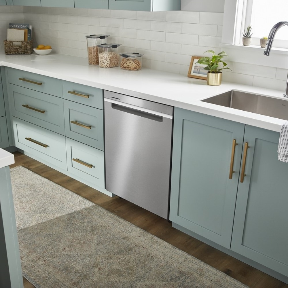 Lavavajillas Empotrable de 24 pulgadas de la Serie Eco Whirlpool con Tercera Bandeja (Acero Inoxidable Resistente a las Huellas Dactilares), Nivel de Sonido Muy Silencioso de 47 Decibeles WDPA70SAMZ