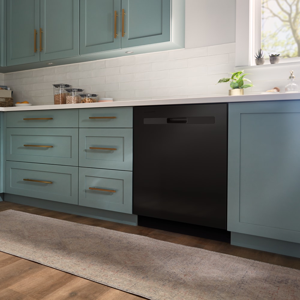 Lavavajillas Empotrable de Control Superior de 24 pulgadas de la Serie Ecológica Whirlpool (Negro), Nivel de Sonido Estándar de 55 Decibeles WDP540HAMB