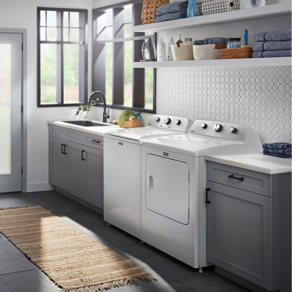Secadora eléctrica de vapor Maytag Wrinkle Prevent de 7.0 pies cúbicos (blanco) MED4500MW