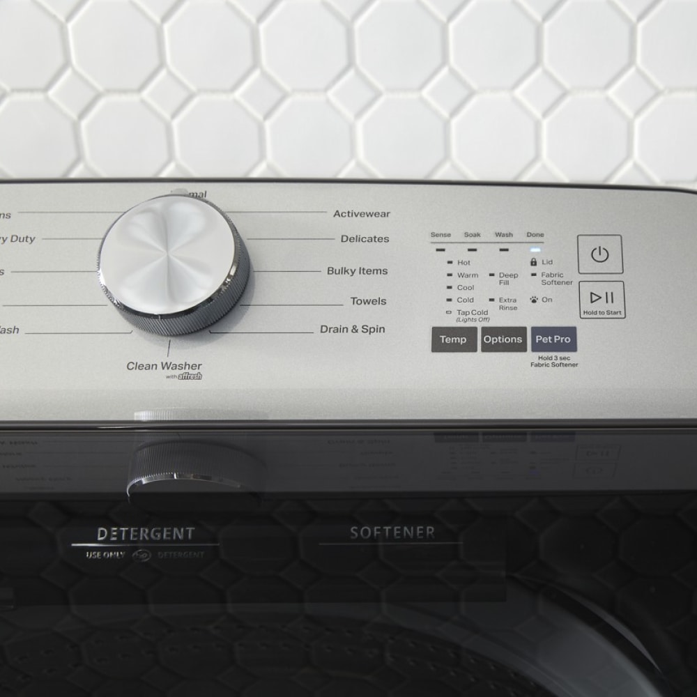 Secadora eléctrica con ciclo de vapor de 7.0 pies cúbicos para mascotas Maytag Pet Pro (Negro Volcánico) MED6500MBK