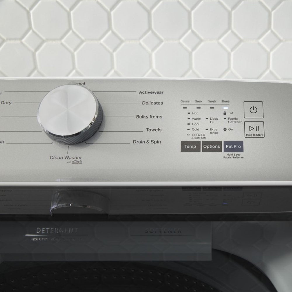 Secadora eléctrica con trampa de pelusa XL de Maytag de 7.0 pies cúbicos y ciclo de vapor (blanca) MED6500MW.