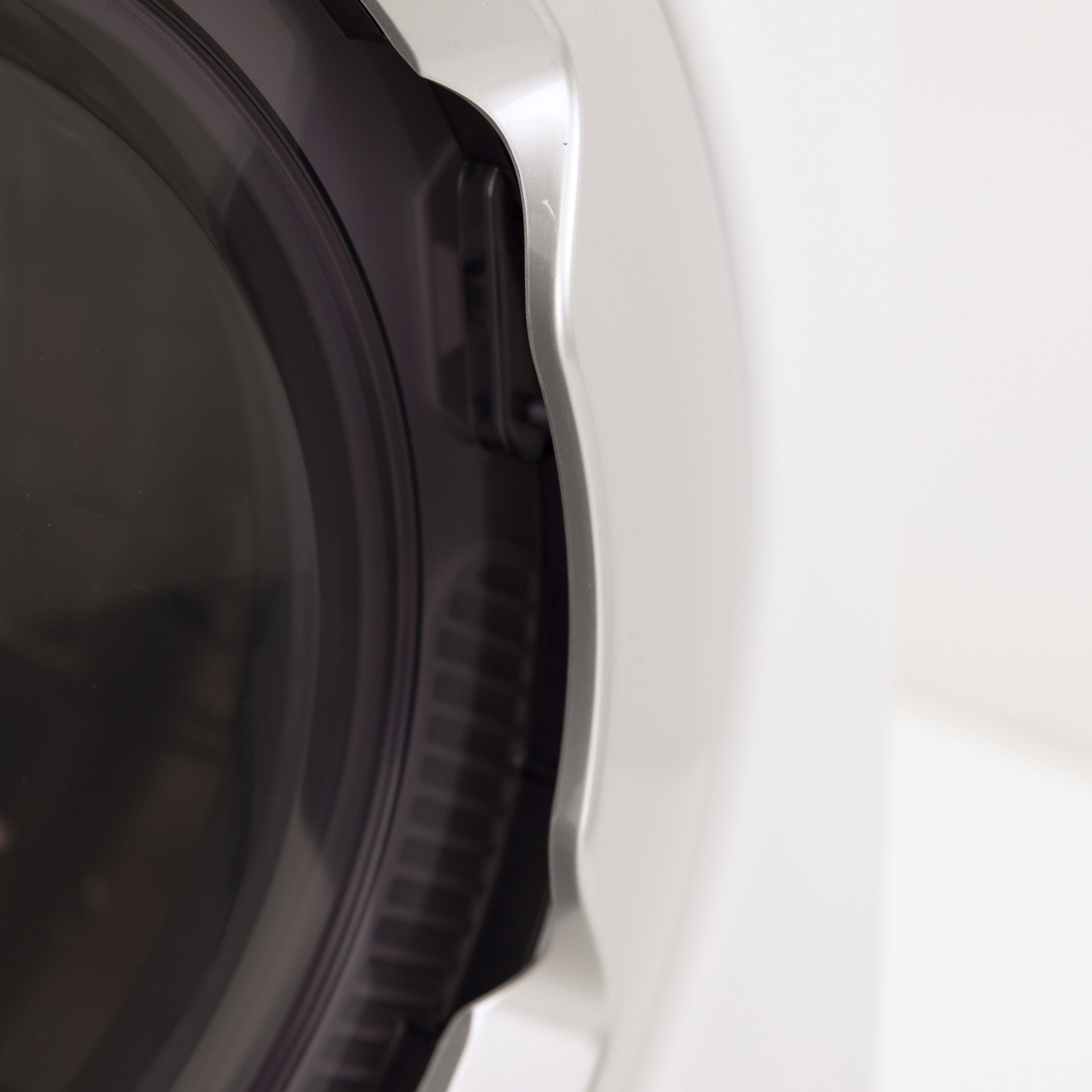 Secadora eléctrica portátil Avanti Magic Clean 2.6 pies cúbicos (Blanca)