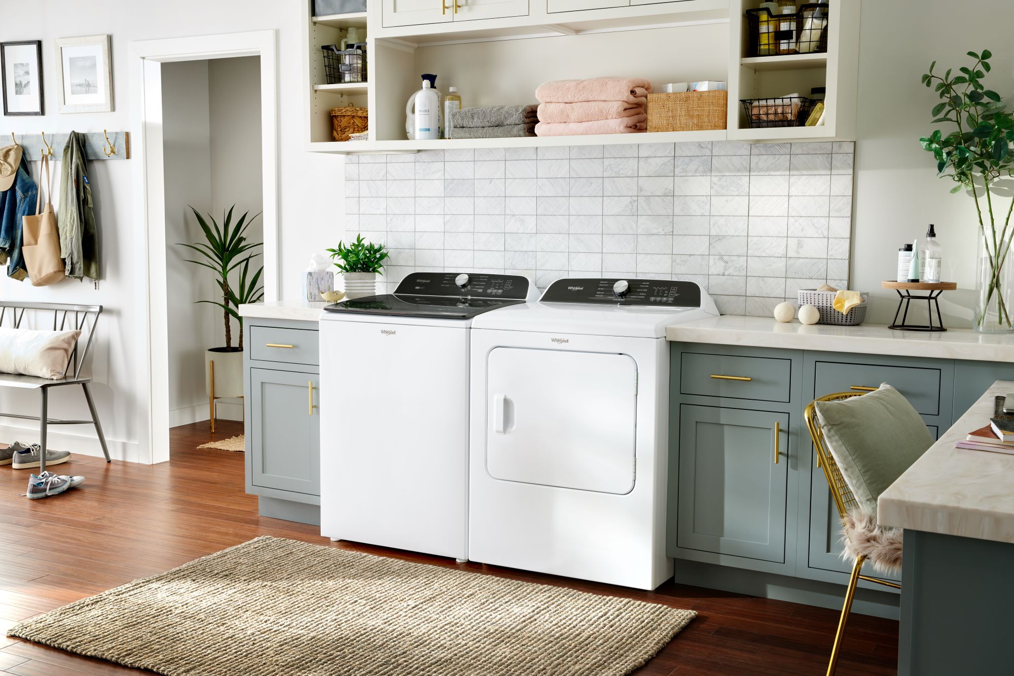 Secadora eléctrica con ciclo de vapor de 7 pies cúbicos de Whirlpool (Blanca) WED6150PW