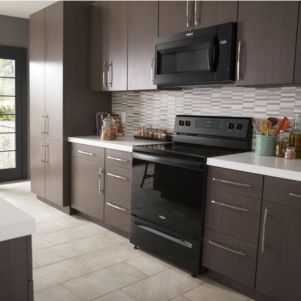 Microondas de pared de 1.7 pies cúbicos con ventilador de 2 velocidades Whirlpool de 29.94 pulgadas (Negro)