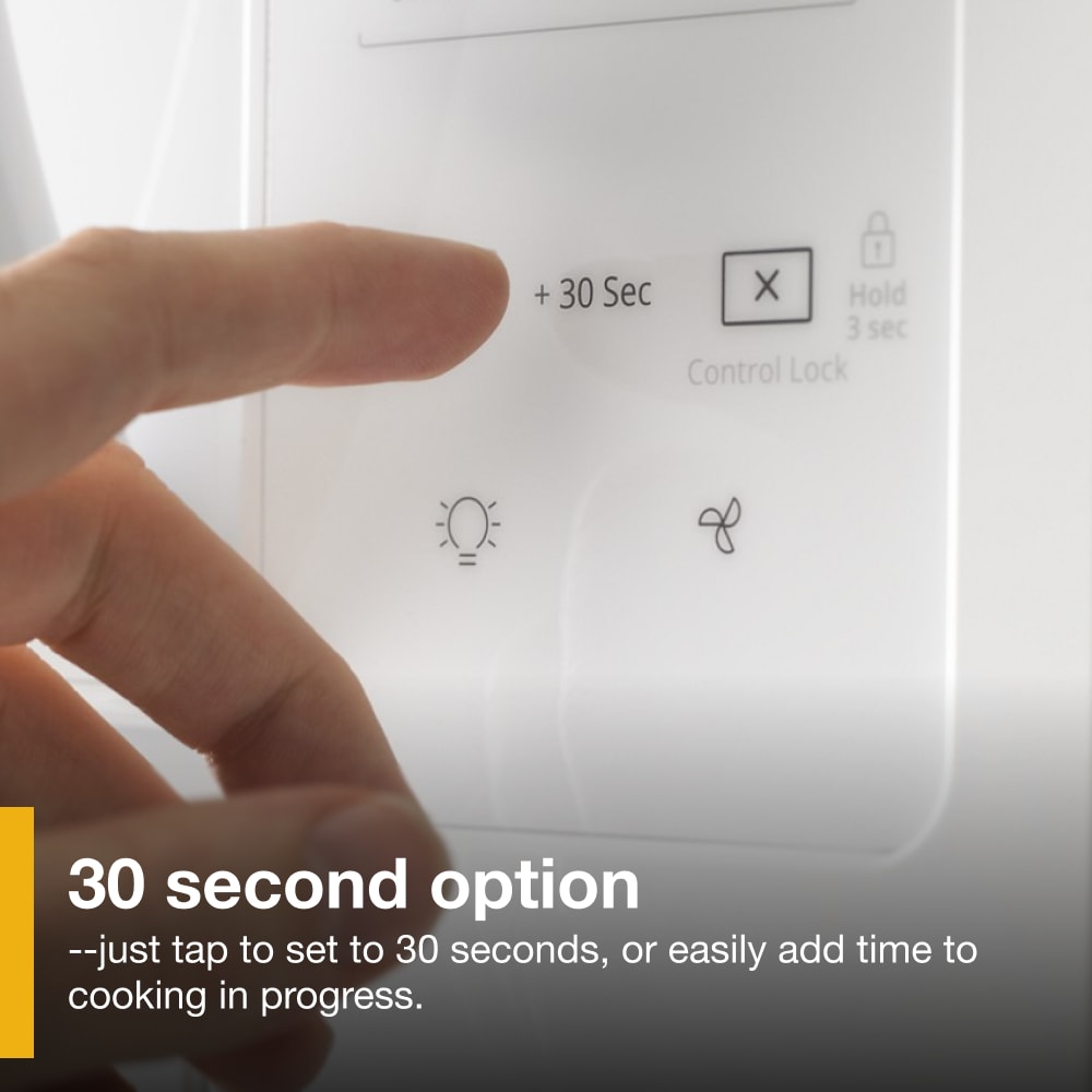 Horno de Microondas de 1.7 pies cúbicos en color Blanco de 29.94 pulgadas para montar sobre la estufa con ventilador de 2 velocidades Whirlpool