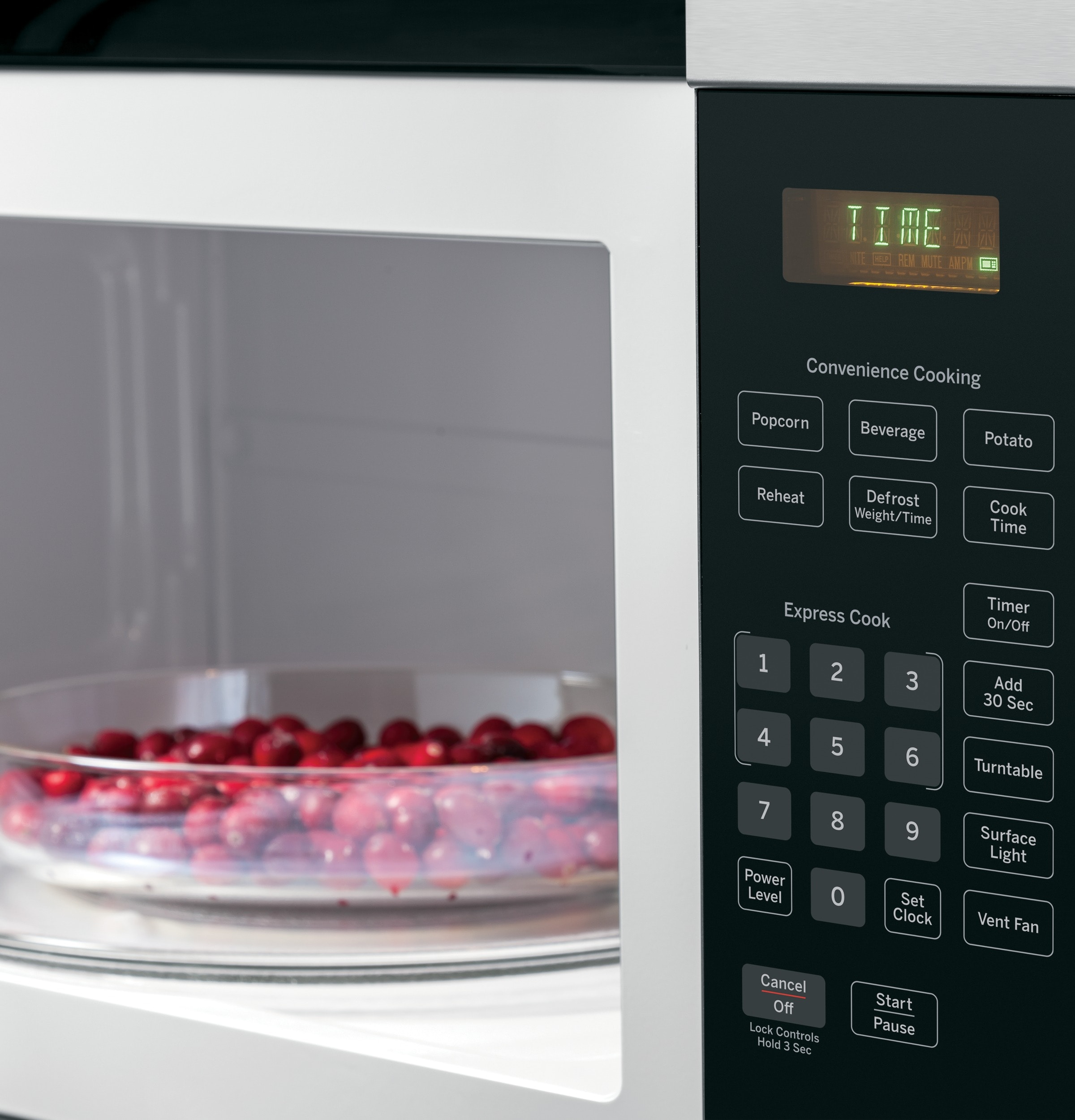 Horno de microondas sobre la estufa de 1.6 pies cúbicos y 29.9 pulgadas ( Acero inoxidable ) GE JVM3160RFSS
