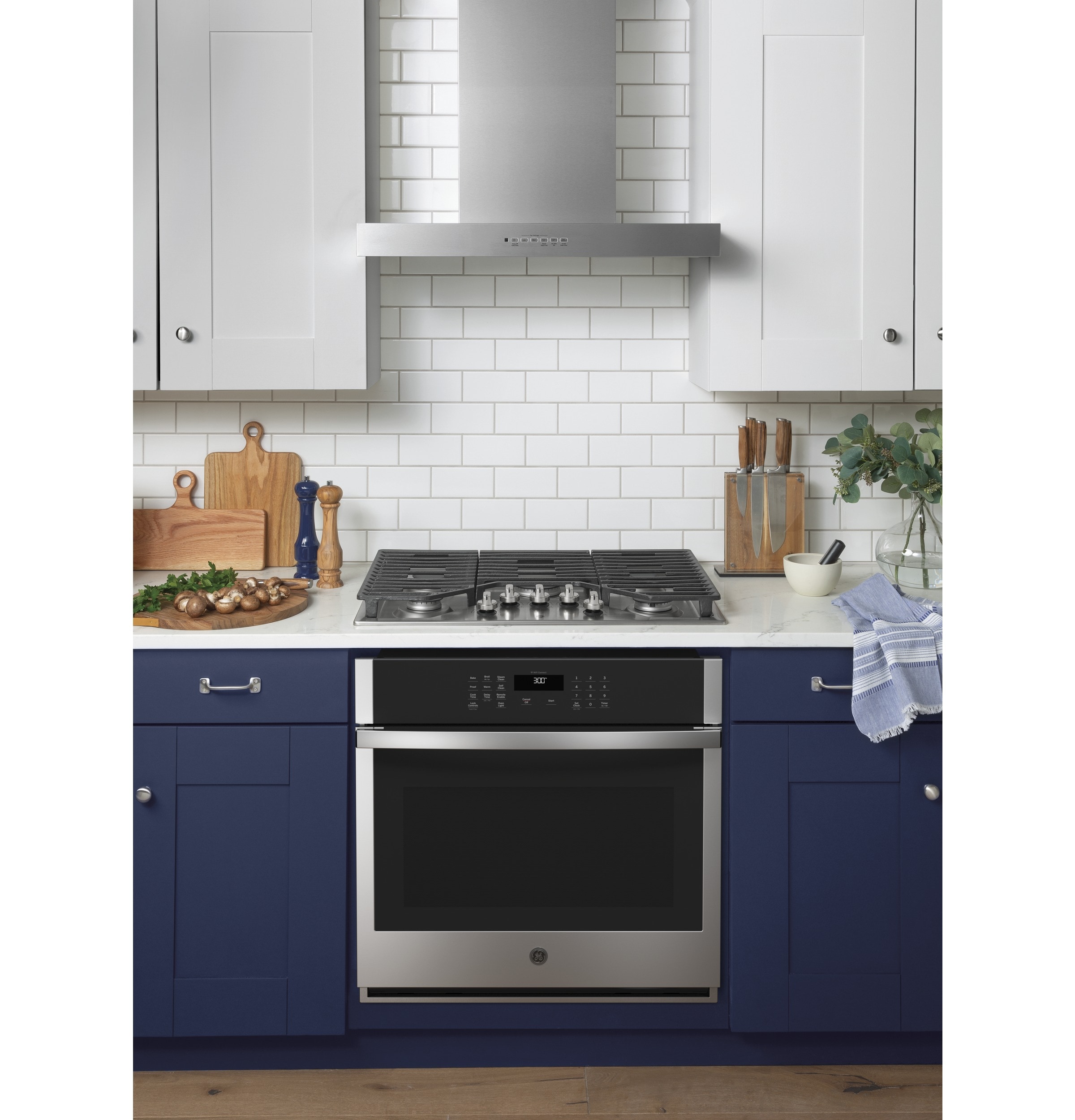 Horno de Pared Eléctrico Individual de 30 pulgadas con Tecnología Inteligente y Limpieza a Vapor (Acero Inoxidable) JTS3000SNSS