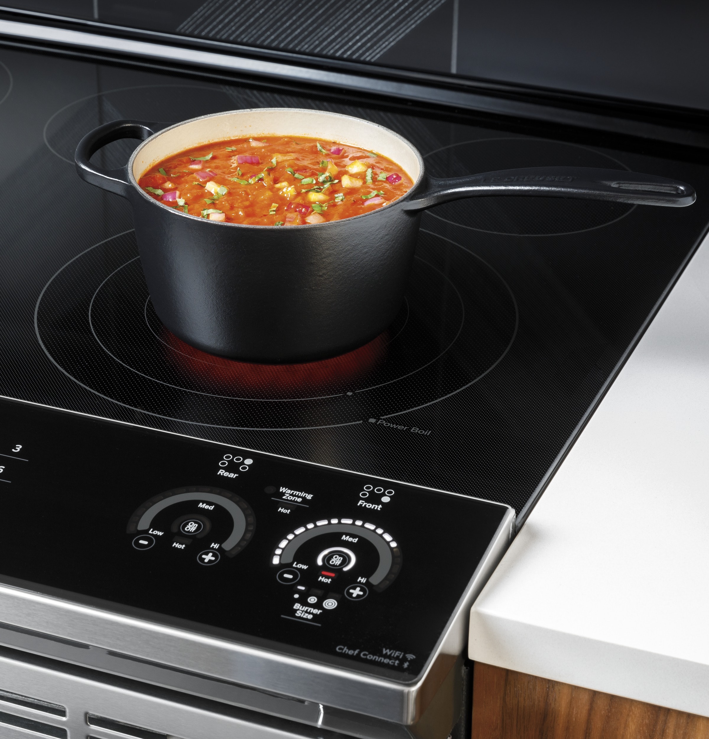 Estufa eléctrica de empotrar con horno de convección y freidora de aire, 5 quemadores y cubierta de vidrio de 30 pulgadas, 5.3 pies cúbicos, de acero inoxidable resistente a las huellas digitales - GE Profile.