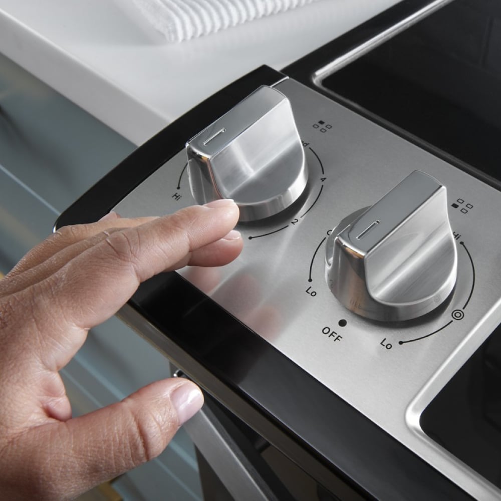 Estufa Eléctrica de Empotre 30 pulgadas con Cubierta de Vidrio y 4 Quemadores - Acero Inoxidable Resistente a las Huellas - Whirlpool WEE515S0LZ
