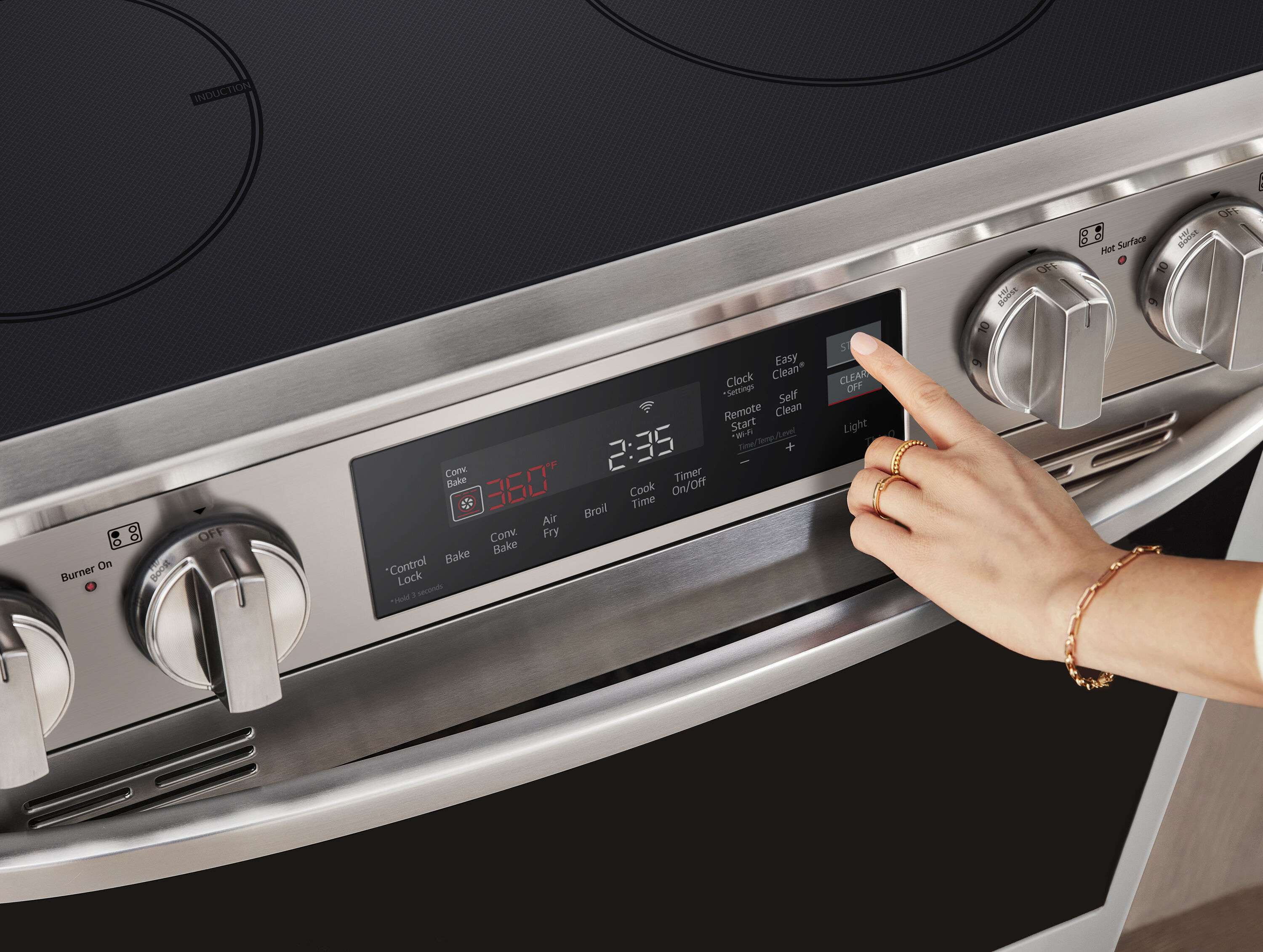 Estufa de inducción de 4 quemadores con horno de convección y freidora de aire LG de 30 pulgadas, 6.3 pies cúbicos (Acero Inoxidable de Resistencia a las Manchas)
