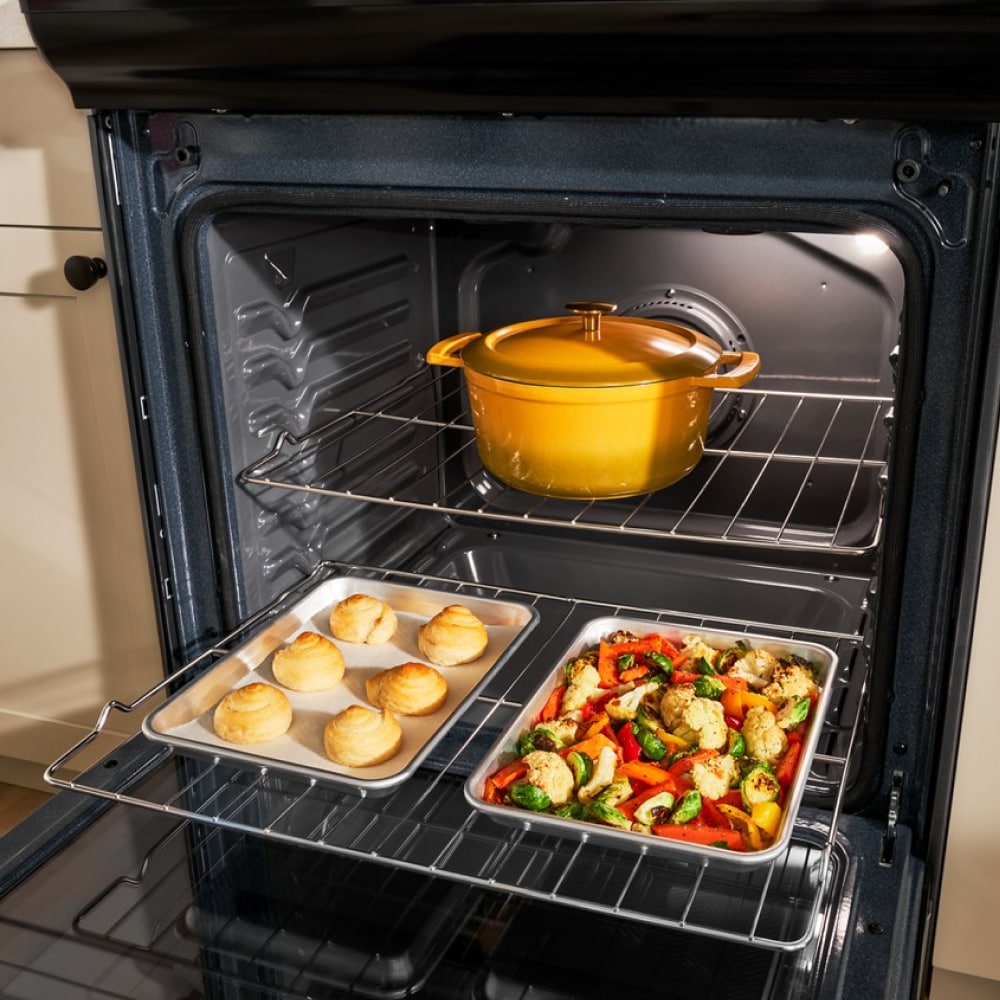 Estufa de Inducción de Pie Whirlpool con Horno de Convección de Aire y Freidora de 6,4 pies cúbicos, 4 Quemadores de 30 pulgadas (Acero Inoxidable a Pruebas de Huellas Dactilares)