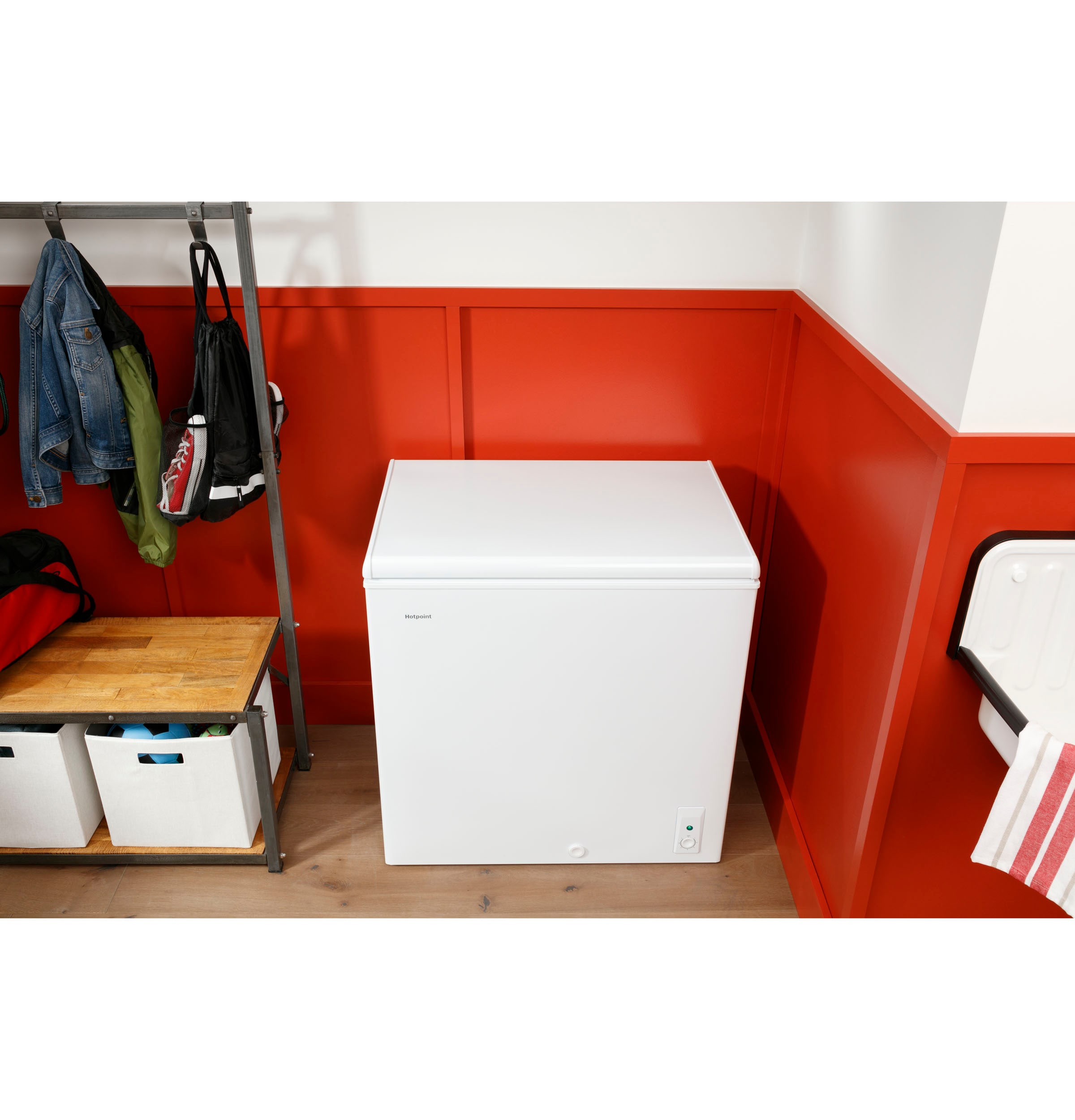 Congelador Horizontal de 6.9 Pies Cúbicos (Blanco) HHM7SRWW de Hotpoint