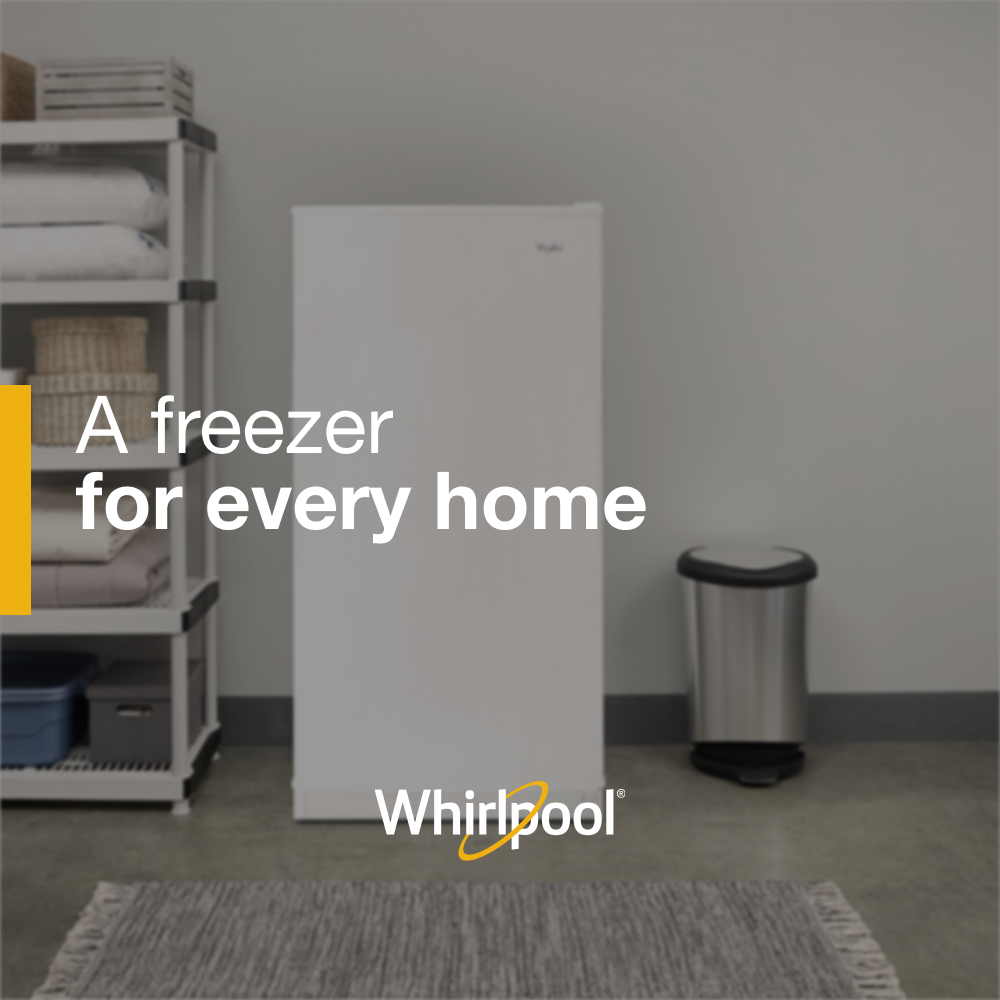 Congelador Vertical sin escarcha de 15.7 pies cúbicos (Blanco) Whirlpool WZF34X16DW