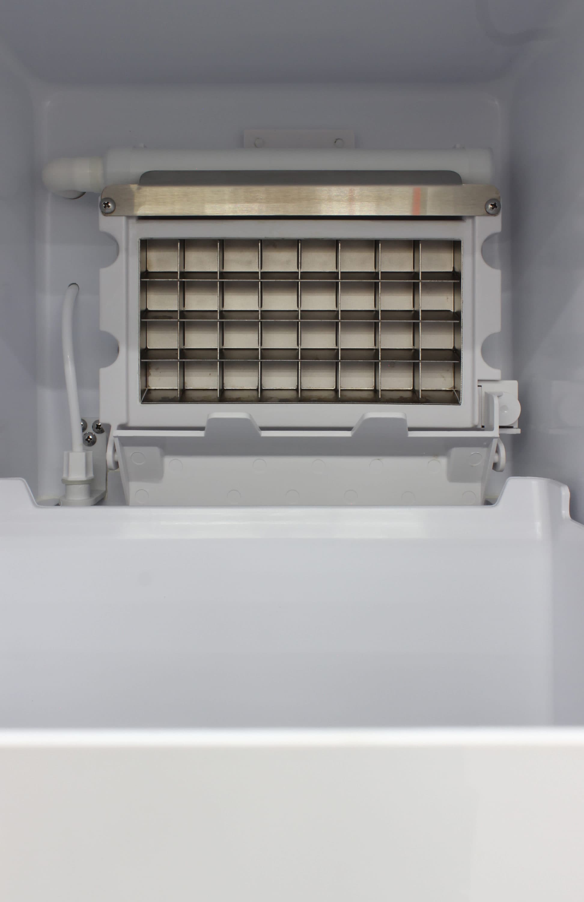 Fabricadora de Hielo de Cubitos Brama de 50 libras al día (Acero inoxidable) BR-15OUIM-SS