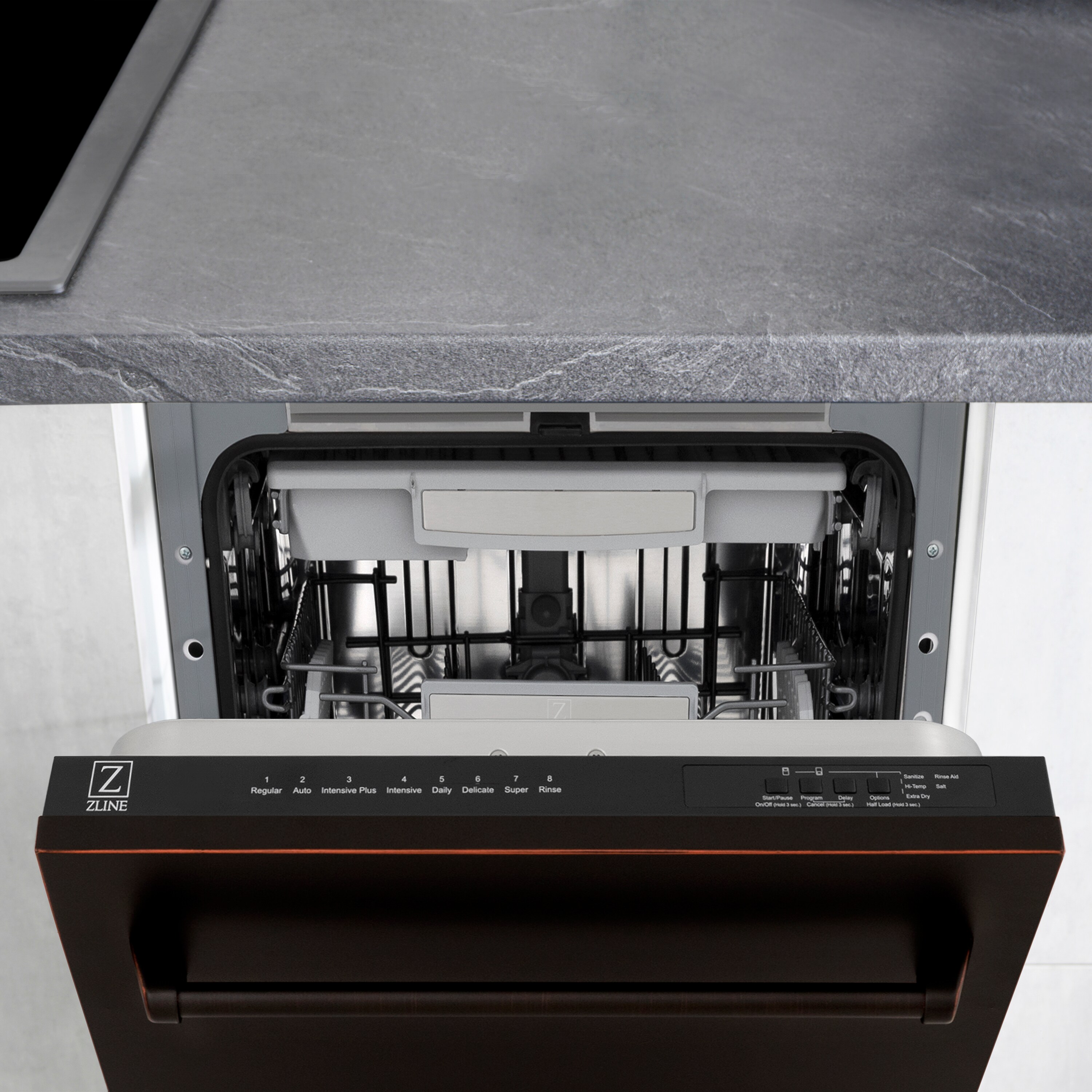 Lavavajillas Empotrado ZLINE KITCHEN & BATH Tallac de 18 pulgadas con Control Superior y Tercer Riel (tina de acero inoxidable con panel de bronce en aceite) con Certificación ENERGY STAR, Nivel de Sonido Estándar de 51 Decibeles DWV-ORB-18