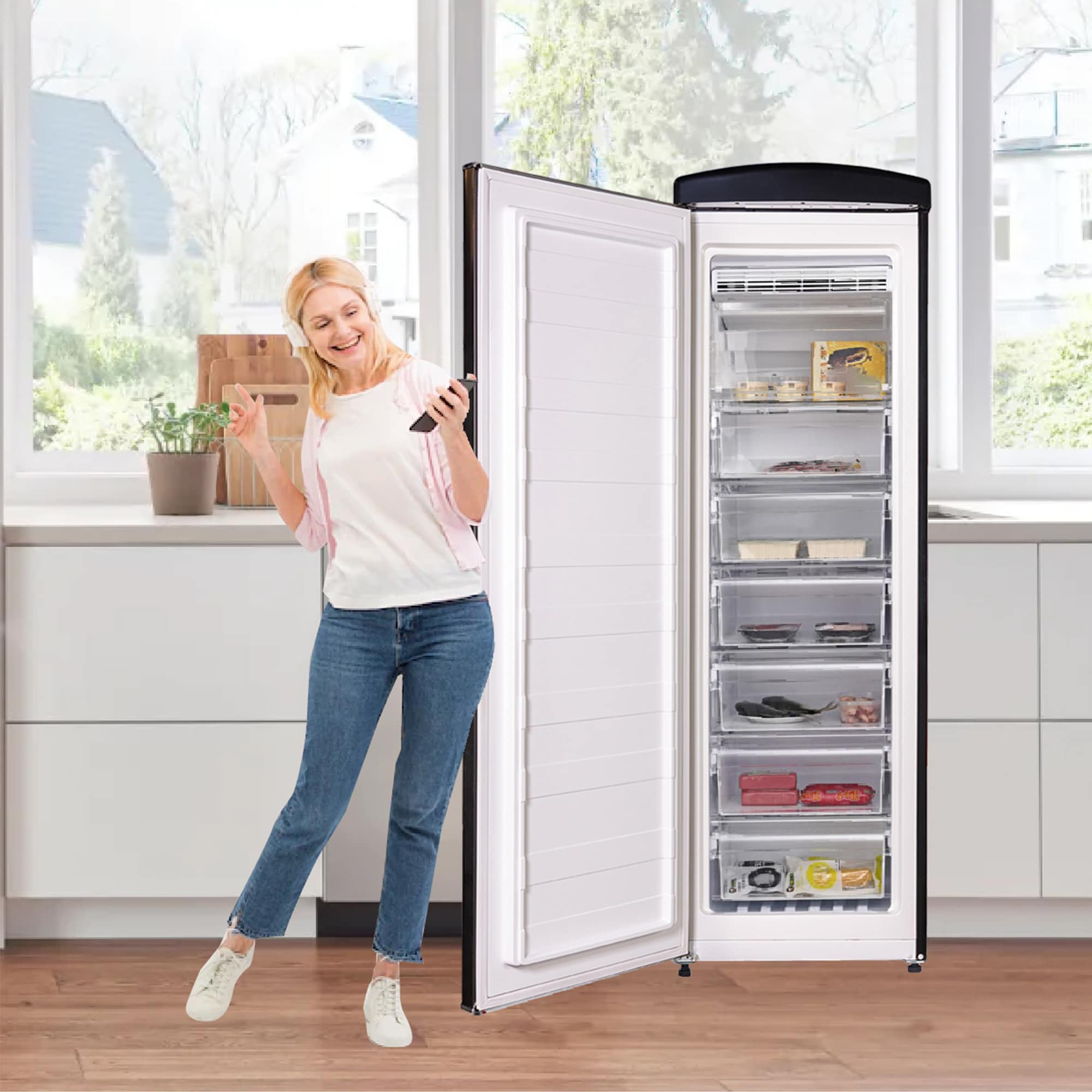 Congelador/Refrigerador vertical convertible ConServ de 8.3 pies cúbicos sin escarcha (negro) FF 830 B