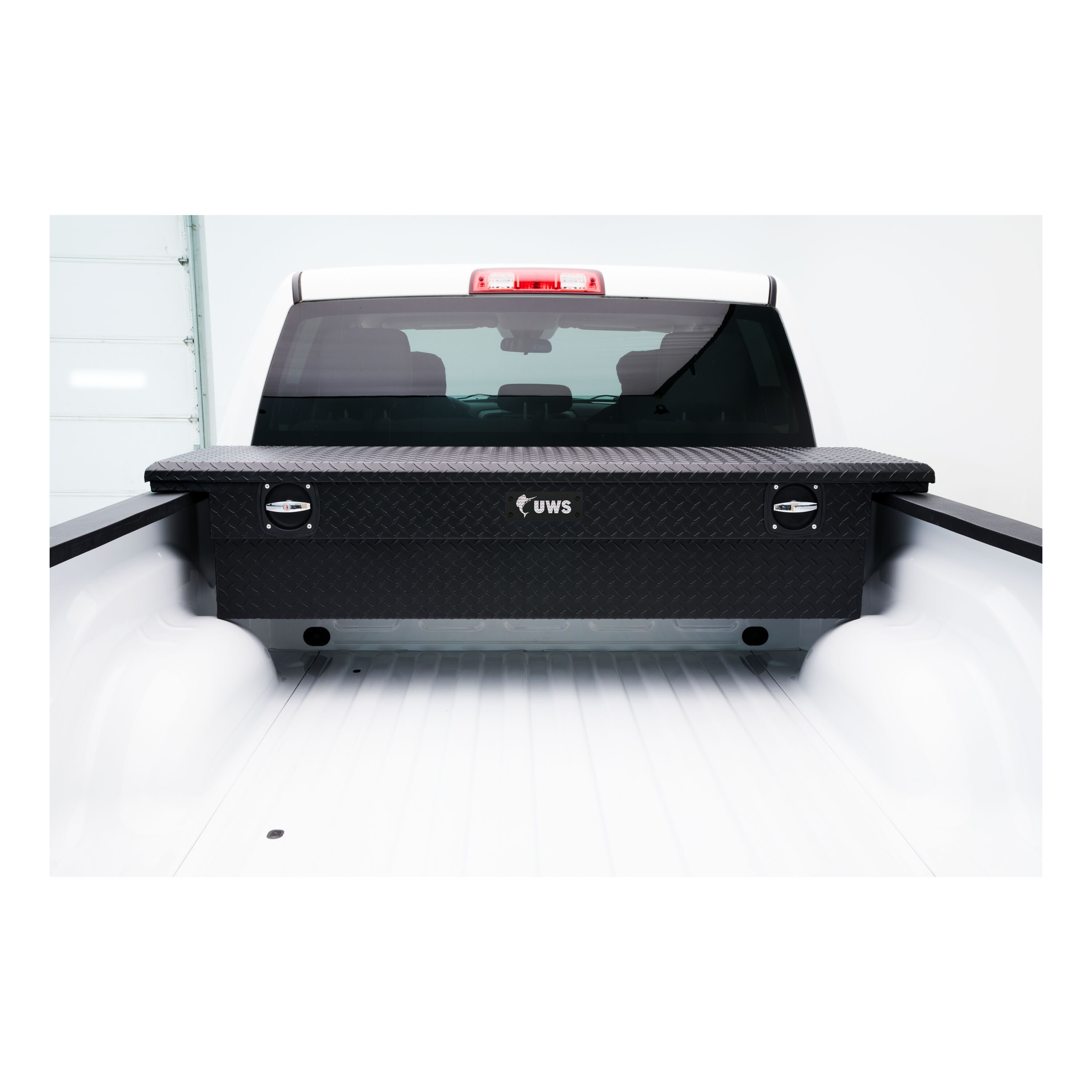 Caja de herramientas de aluminio para camioneta en cruz, acabado mate negro, 69.88 pulgadas x 20 pulgadas x 14.75 pulgadas