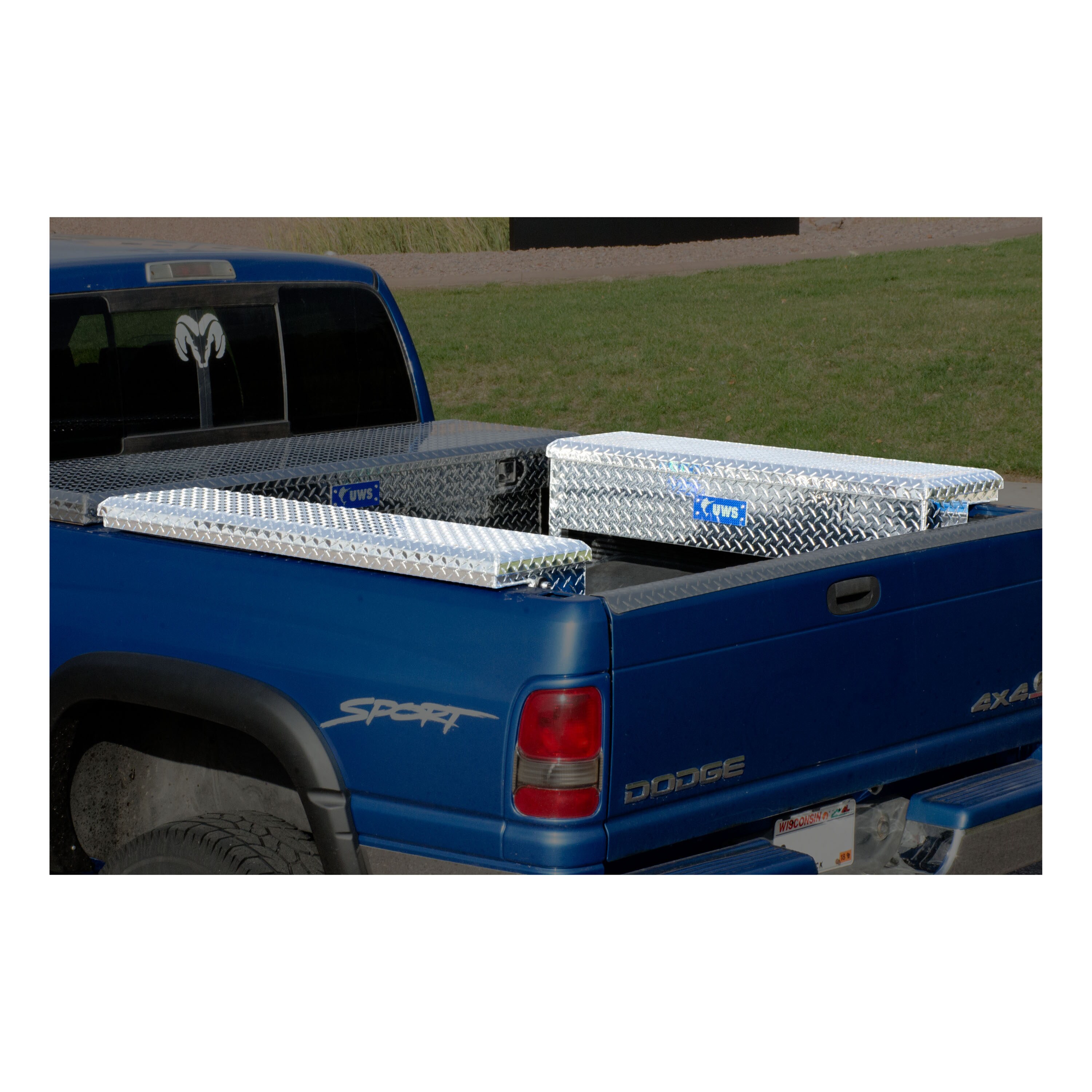Caja de herramientas para camioneta de aluminio brillante de montaje lateral de aluminio UWS 48.875 pulg. x 14.750 pulg. x 11.750 pulg. EC30201