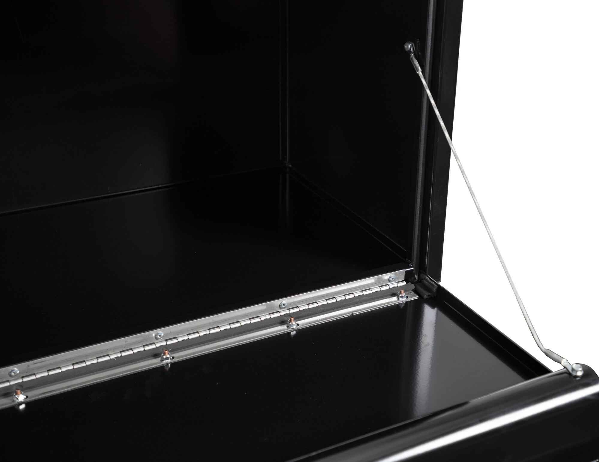 Caja de herramientas para camión bajo de acero negro de 60 pulgadas x 24 pulgadas x 24 pulgadas de Buyers Products 1704315