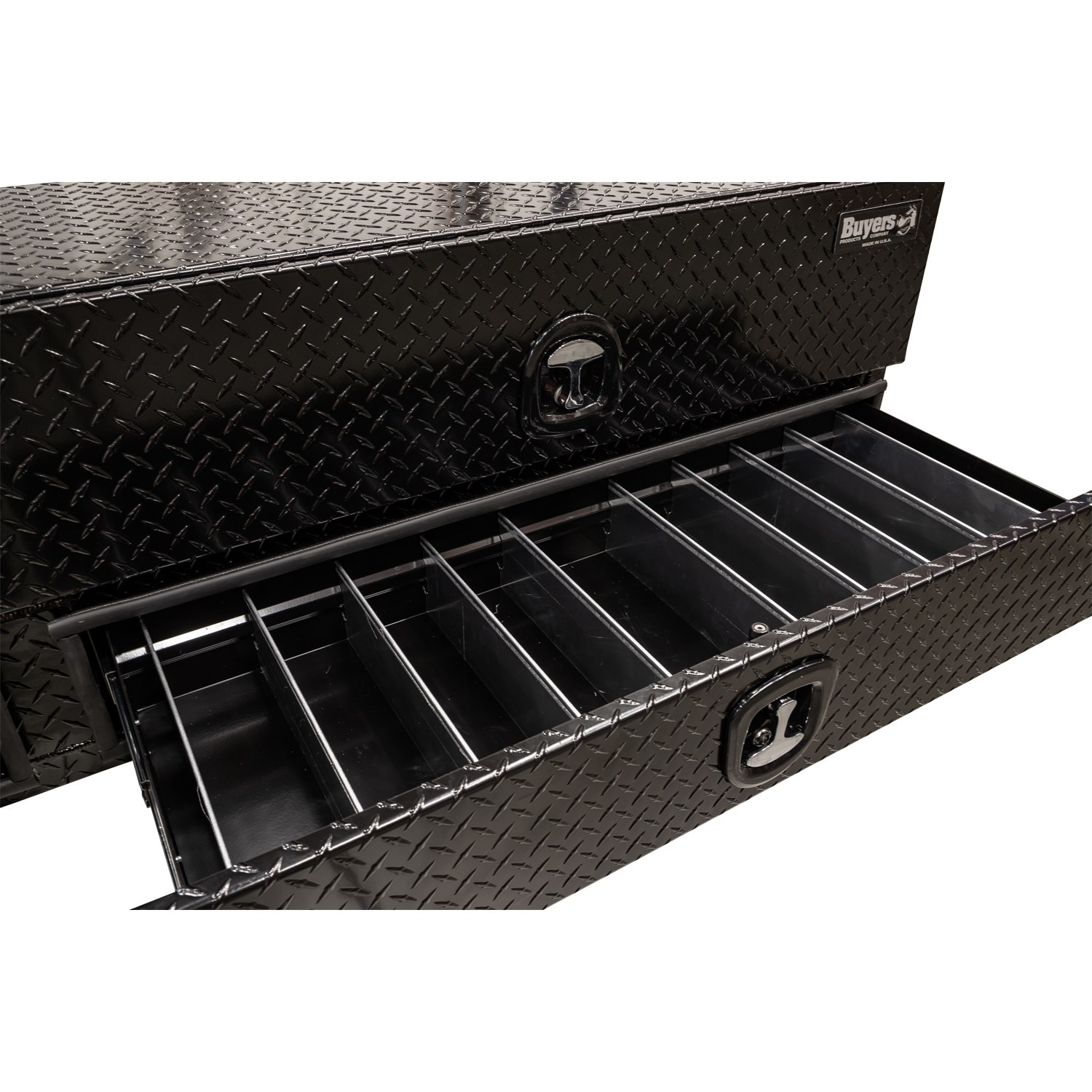 Caja de herramientas para camioneta montada en la parte superior de aluminio con acabado brillante de diamante en negro de 18 pulgadas x 90 pulgadas x 21 pulgadas de Buyers Products