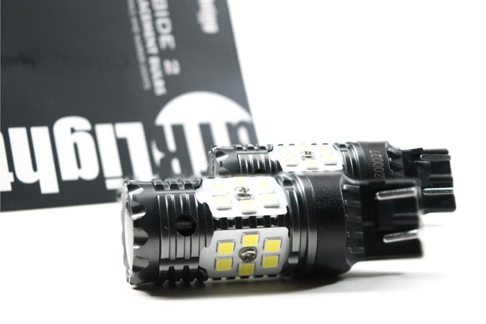 Foco LED GTR Carbide Can Bus 2 en reemplazo de bombilla frontal de doble función para señal de giro delantero (cambio de color: blanco/ámbar) GTR.LED592