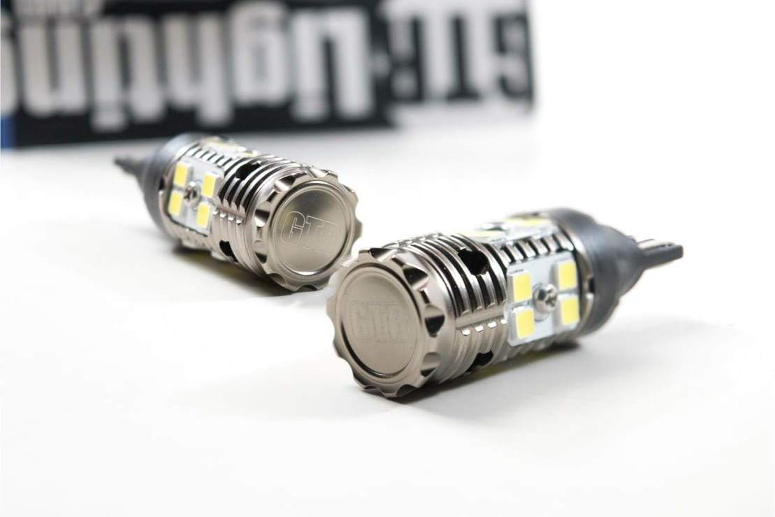 GTR Lighting 921/T15: Gtr Carbide Can Bus 2 Reemplazo de Bombilla LED (Blanco) GTR.LED602
