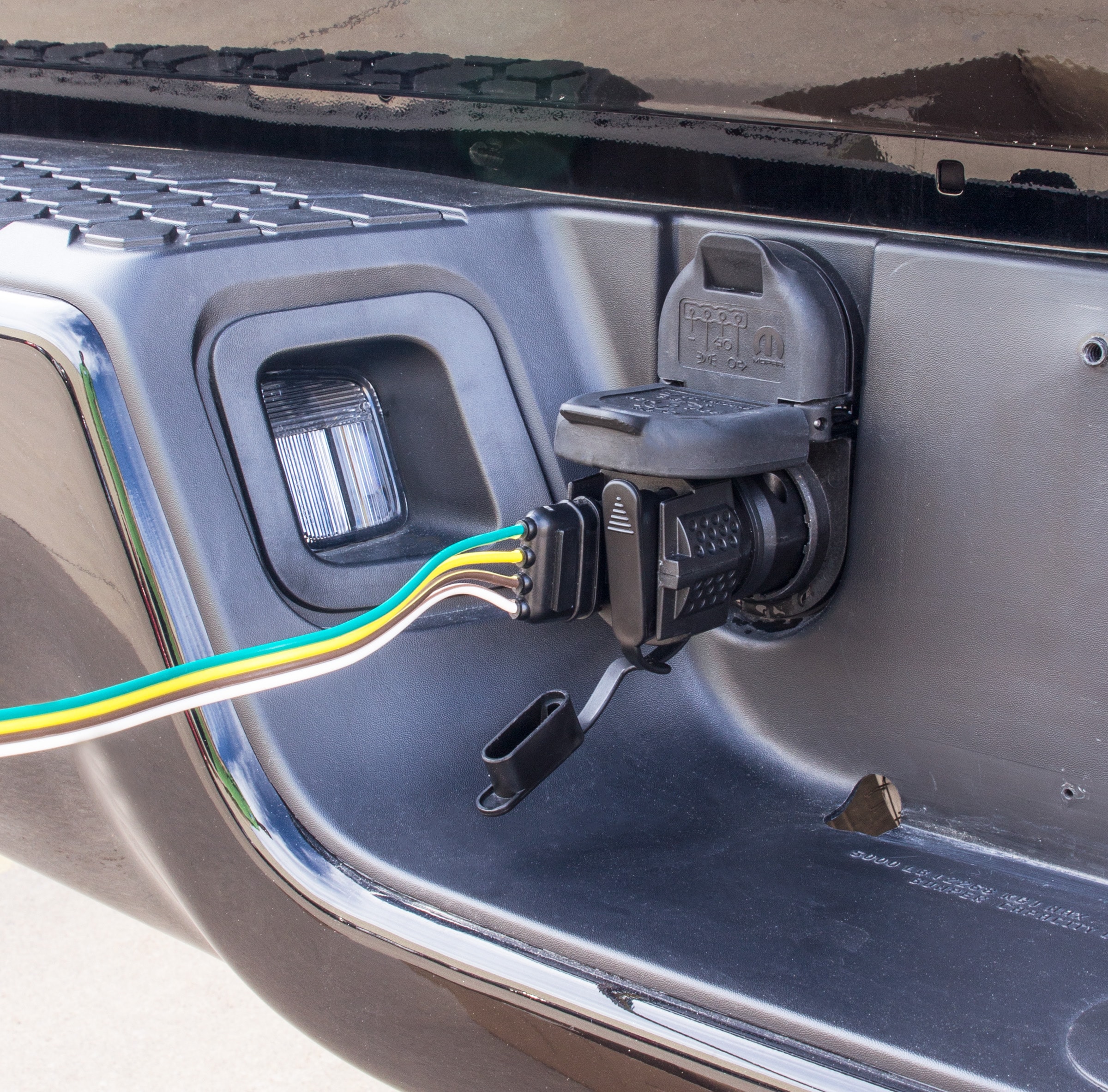 Adaptador Hopkins Towing Solutions Multi-tow de 7 pines a 5 planos y 4 planos 47385