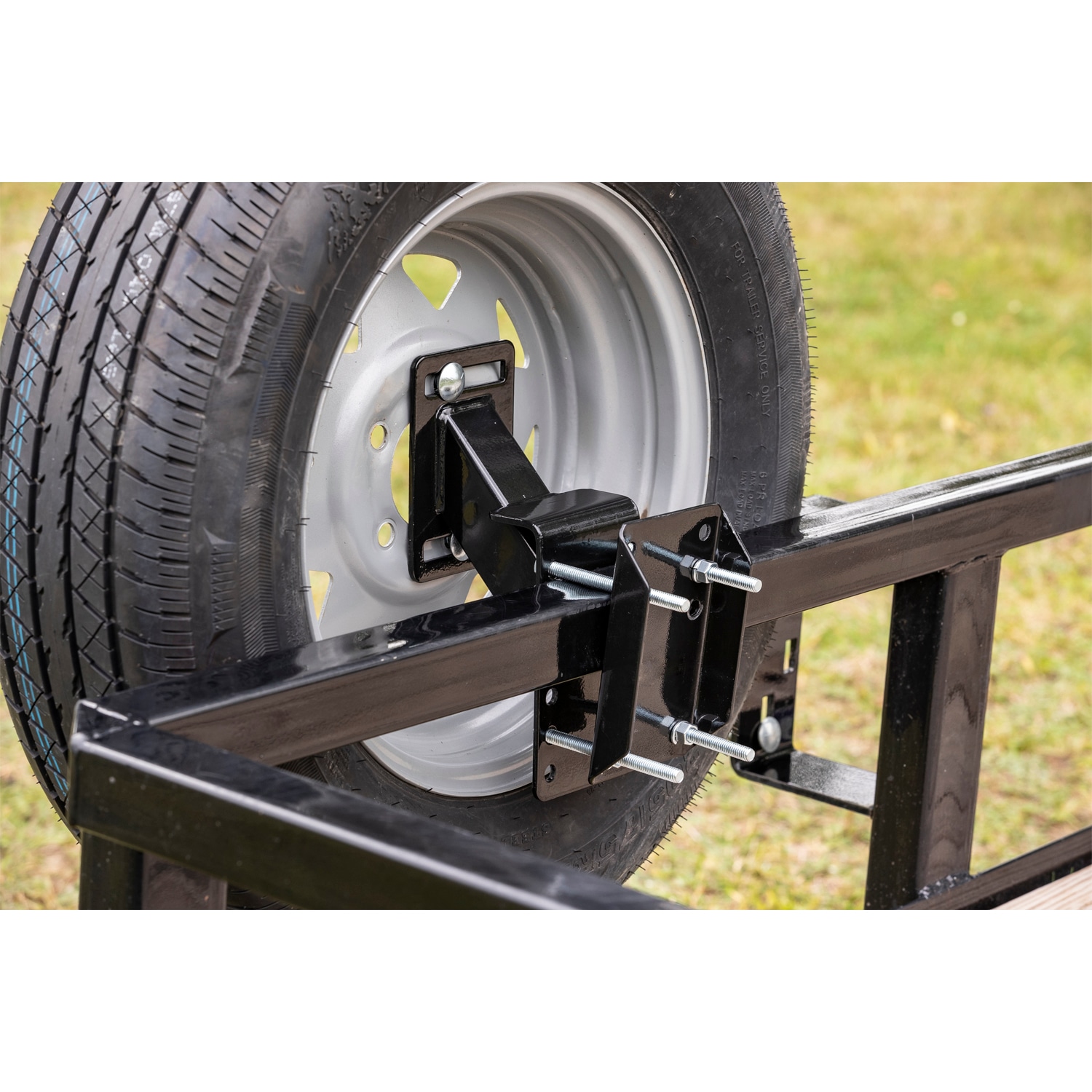 Soporte para llanta de repuesto universal para remolque de Buyers Products (5201014)