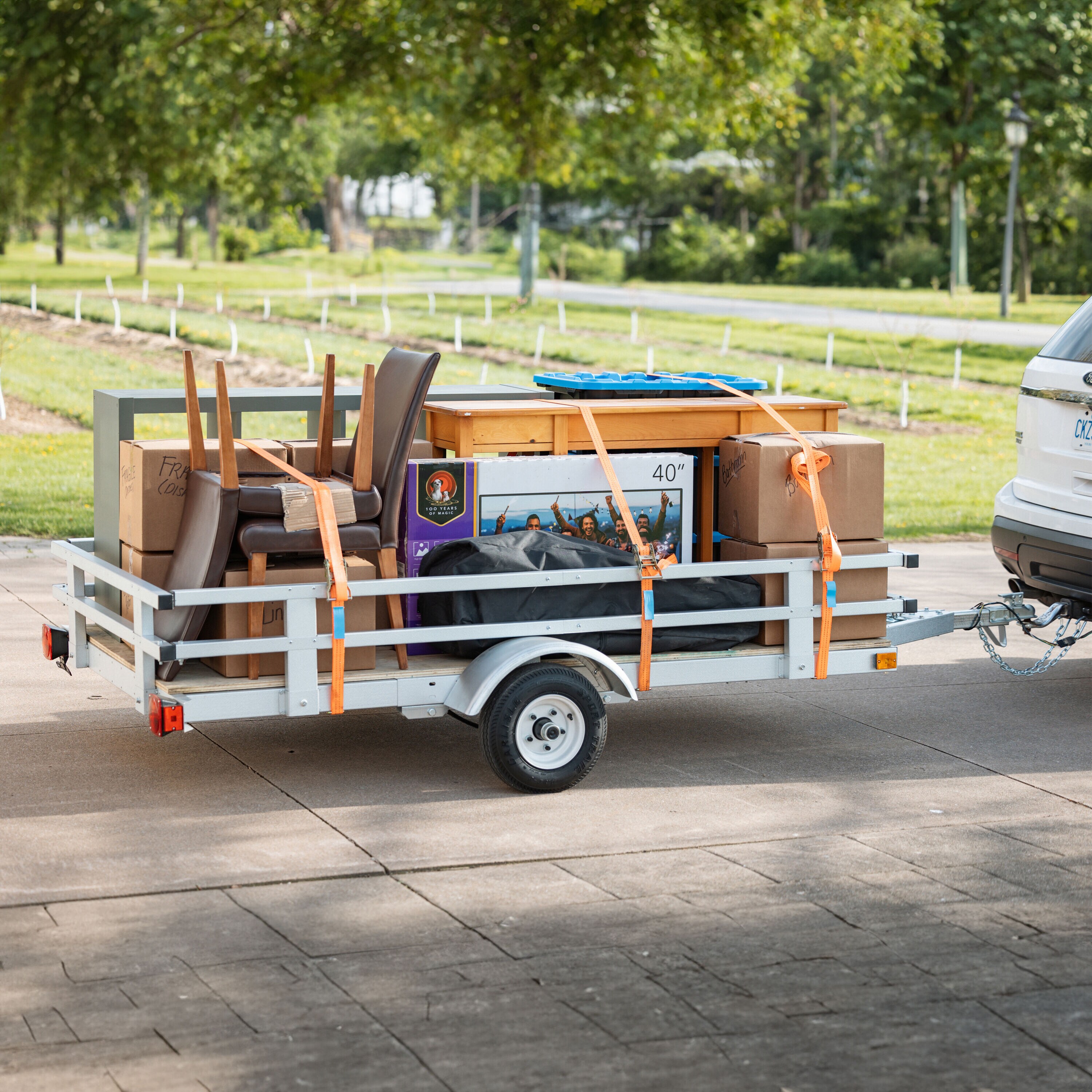 Remolque de utilidad Stirling de 4 pies x 8 pies (Capacidad de 945 lb) 504096