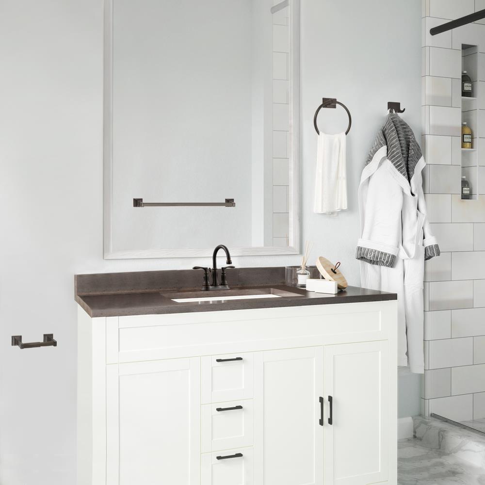 Juego de Accesorios Decorativos para Baño en Bronce Aceitado Millbridge de 4 Piezas: Barra para Toallas, Portarrollos, Argolla para Toallas y Gancho para Batas incluidos 560854