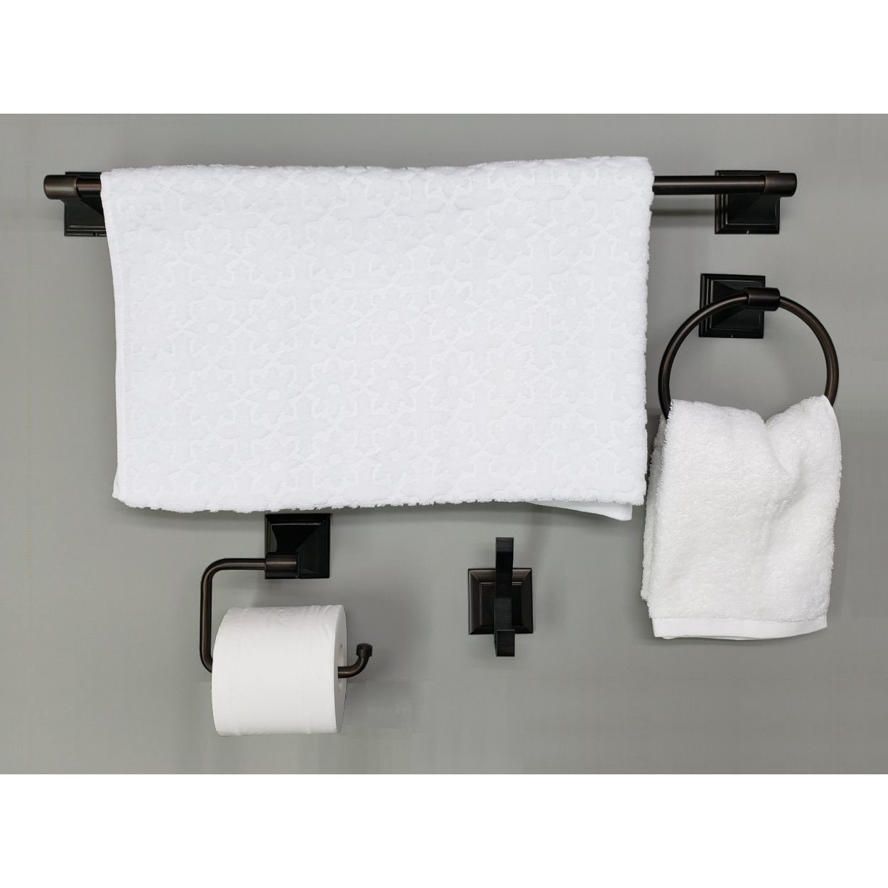 Juego de accesorios de baño decorativos en bronce aceitado Leonard de 4 piezas ARISTA - Incluye barra de toallas, portarrollos de papel higiénico, anillo para toallas y gancho para batas 1703-4SET-DBR