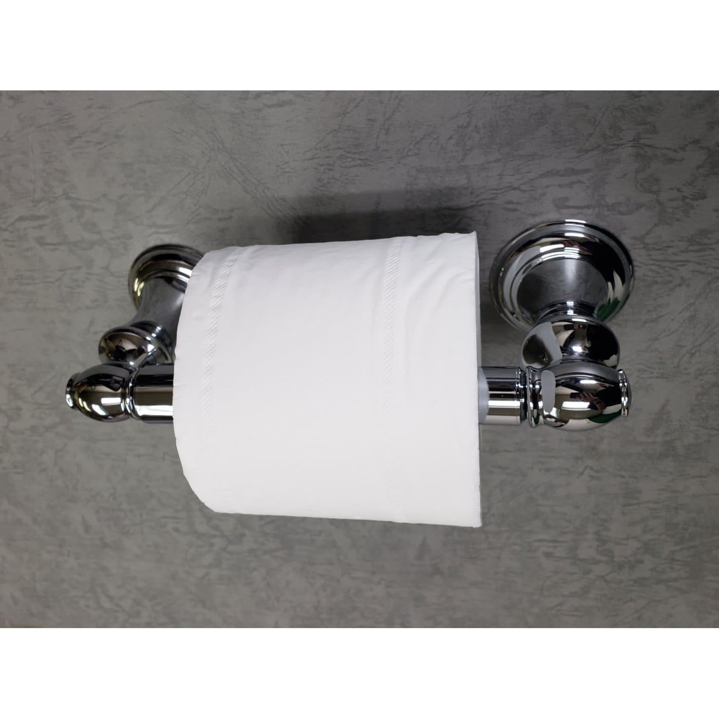 Juego de accesorios de baño cromados de la serie Highlander de 4 piezas ARISTA: Barra de toallas, porta papel higiénico, argolla para toallas y gancho para batas incluidos BA3501-4SET-CH