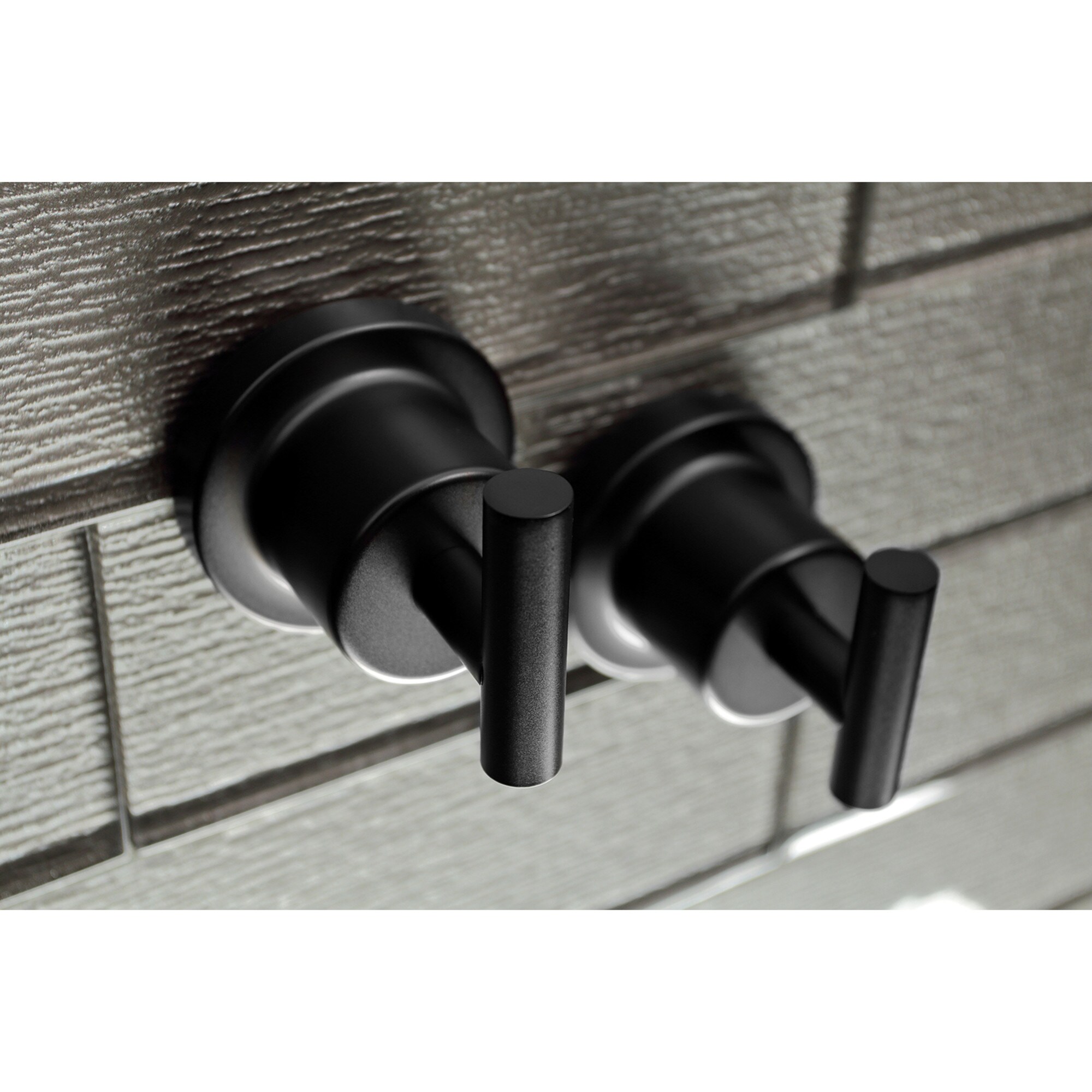 Juego de 5 piezas de accesorios para baño en negro mate Kingston Brass Concord - Barra de toalla, porta papel higiénico, argolla para toalla, gancho para batas incluidos WLBAH8213478MB