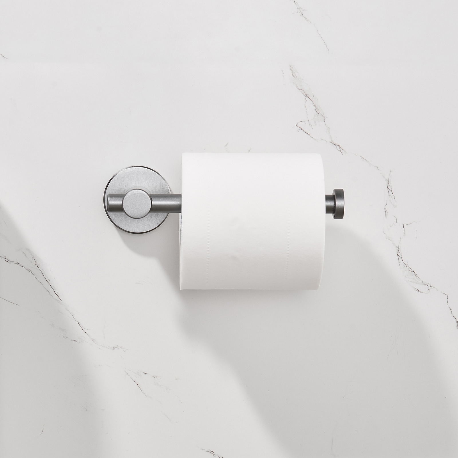Juego de Accesorios Decorativos para Baño en Gris de 6 Piezas Cobbe - Barra de Toalla, Porta Papel Higiénico, Anillo de Toalla, Gancho para Bata incluido LSKBHS02062
