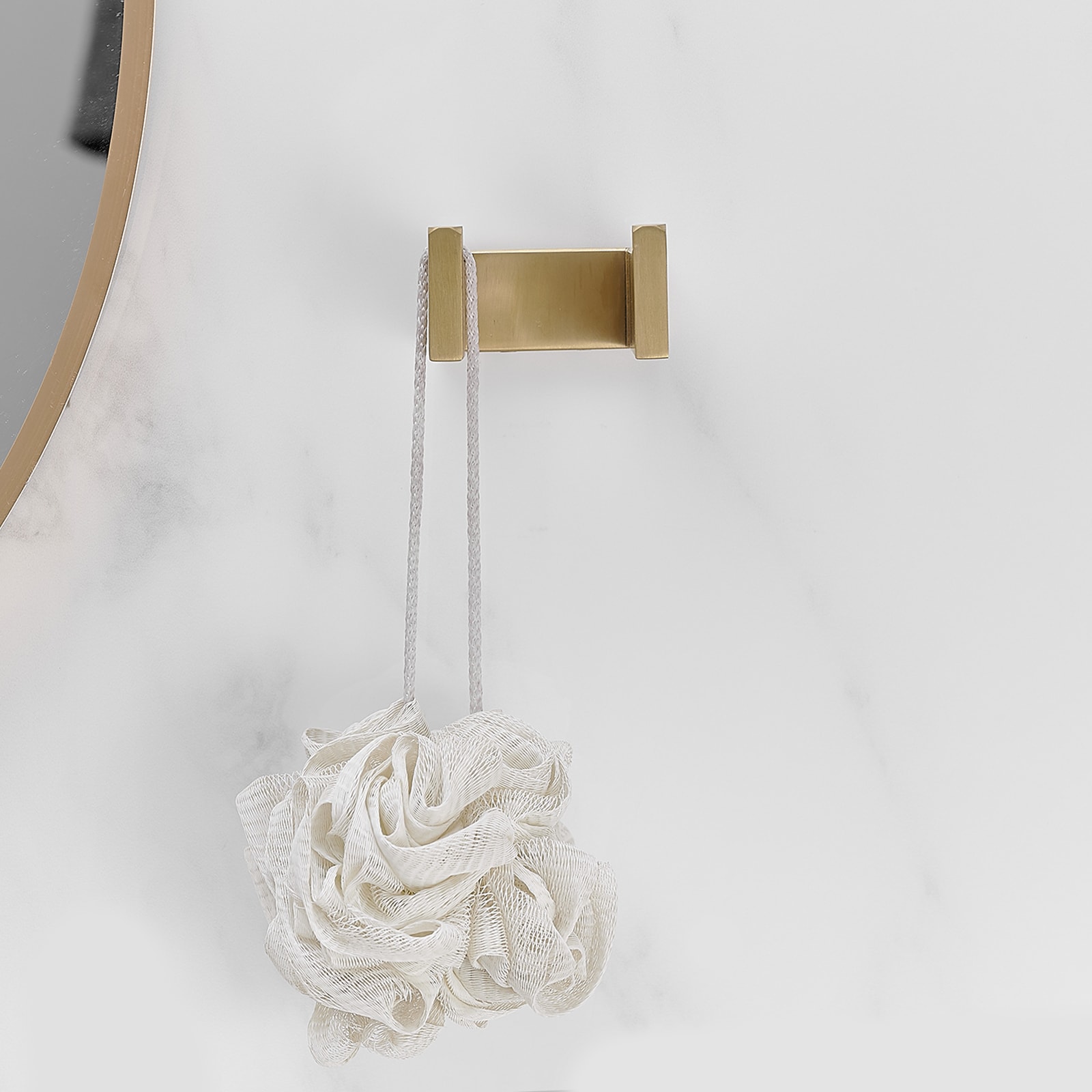 Juego de Accesorios para Baño en Dorado Cepillado de 4 Piezas: Barra para Toallas, Portarrollos de Papel Higiénico, Gancho para Batas incluido A-91001-BG