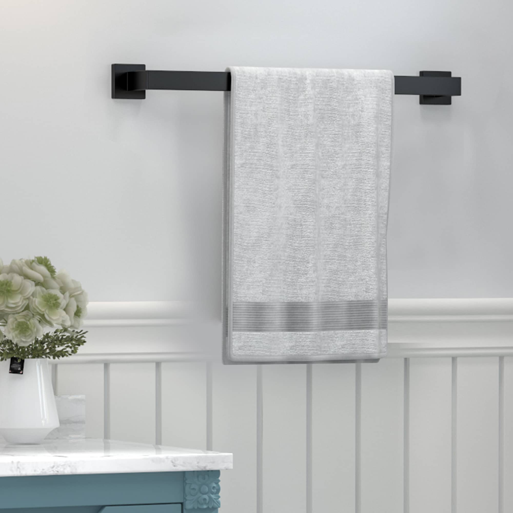 Set de Accesorios de Baño Decorativo en Negro Mate de 5 Piezas, Incluye Barra de Toalla, Portarrollos y Gancho para Bata