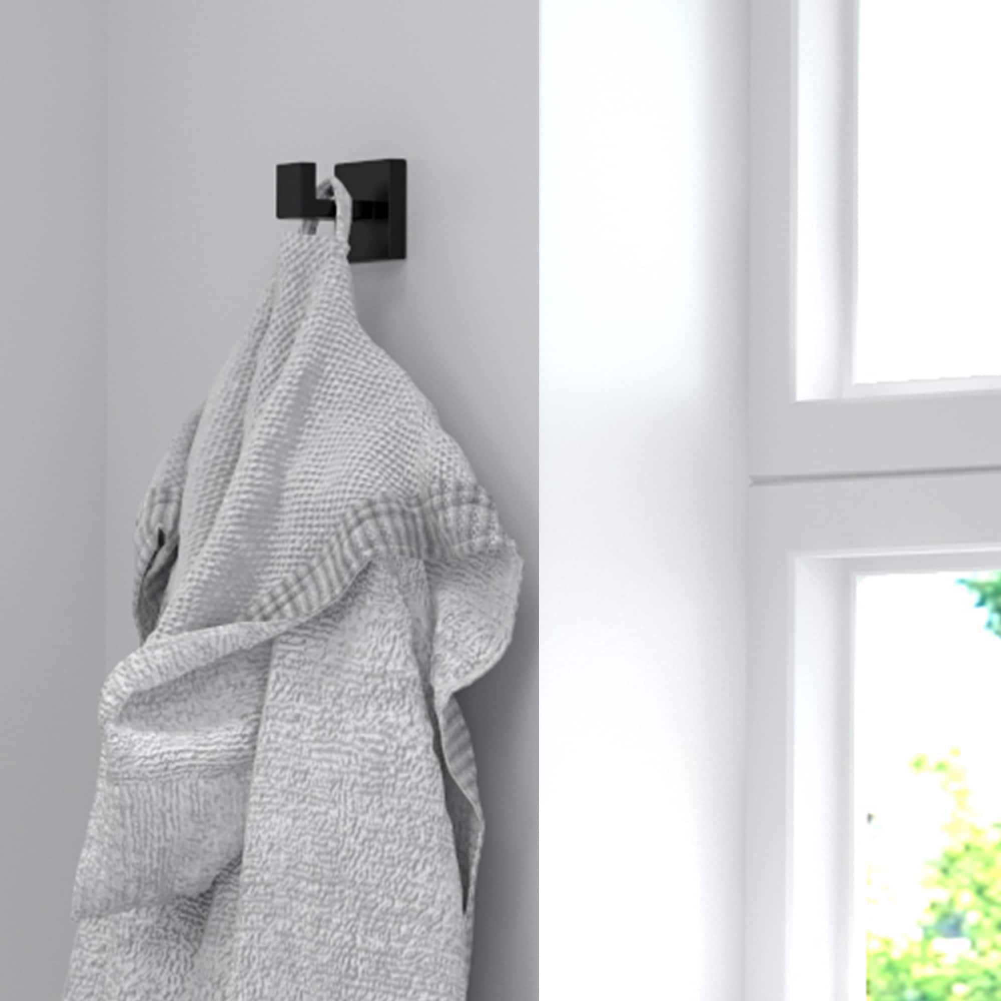 Juego de Accesorios para Baño en Color Negro Mate de 4 Piezas, Incluye Barra de Toallas, Porta Papel Higiénico y Gancho para Batas