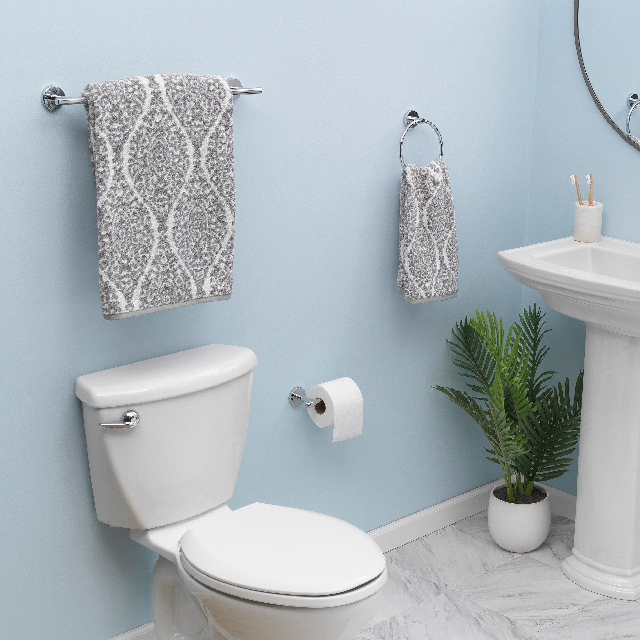 Juego de Accesorios Decorativos para Baño de 3 Piezas en Cromo Pulido Harlow por allen + roth - Barra para Toallas, Porta Papel Higiénico, Argolla para Toallas, Incluidos 167-HAR3KT-ARCH
