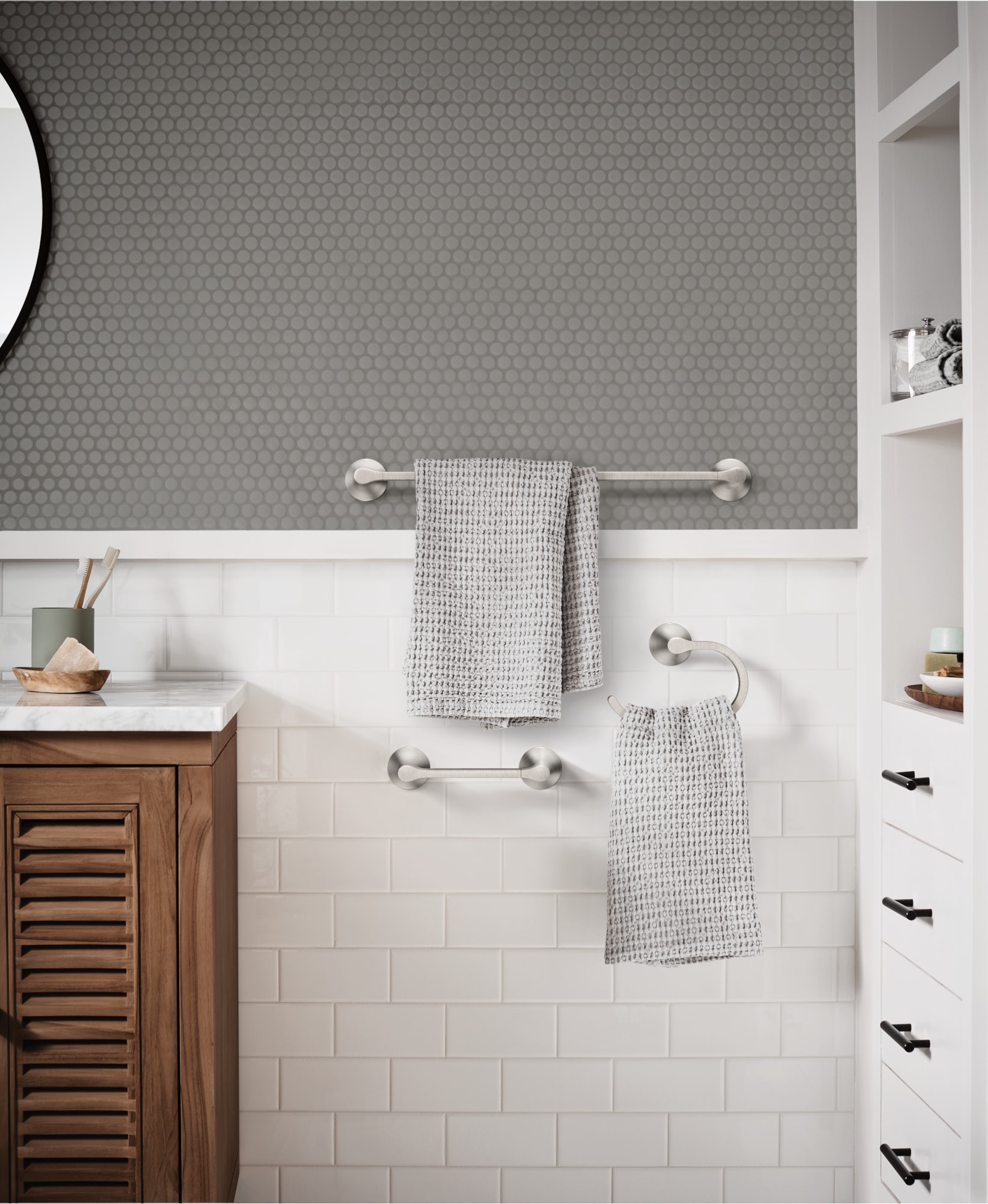 Juego de Accesorios de Baño Decorativos de Níquel Cepillado 3 piezas Moen Graeden - Barra Toallera, Porta Rollos de Papel y Argolla para Toalla, Incluidos Y0993BN
