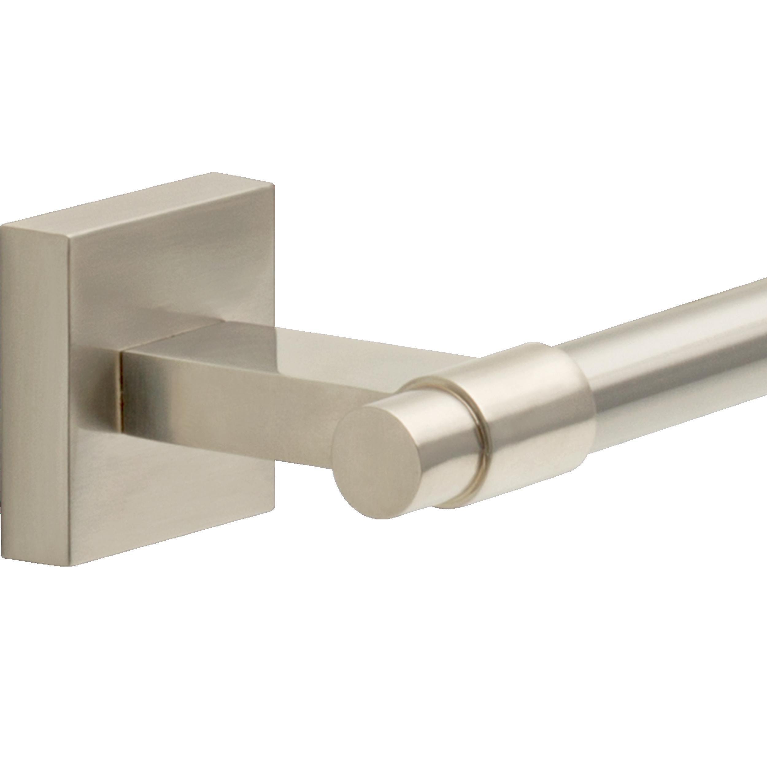 Juego de accesorios de baño decorativos en níquel satinado de 4 piezas Maxted de Franklin Brass: Barra de toalla, Portarrollos de papel, Anillo de toalla y Gancho para batas incluidos MAX64-SN-VK