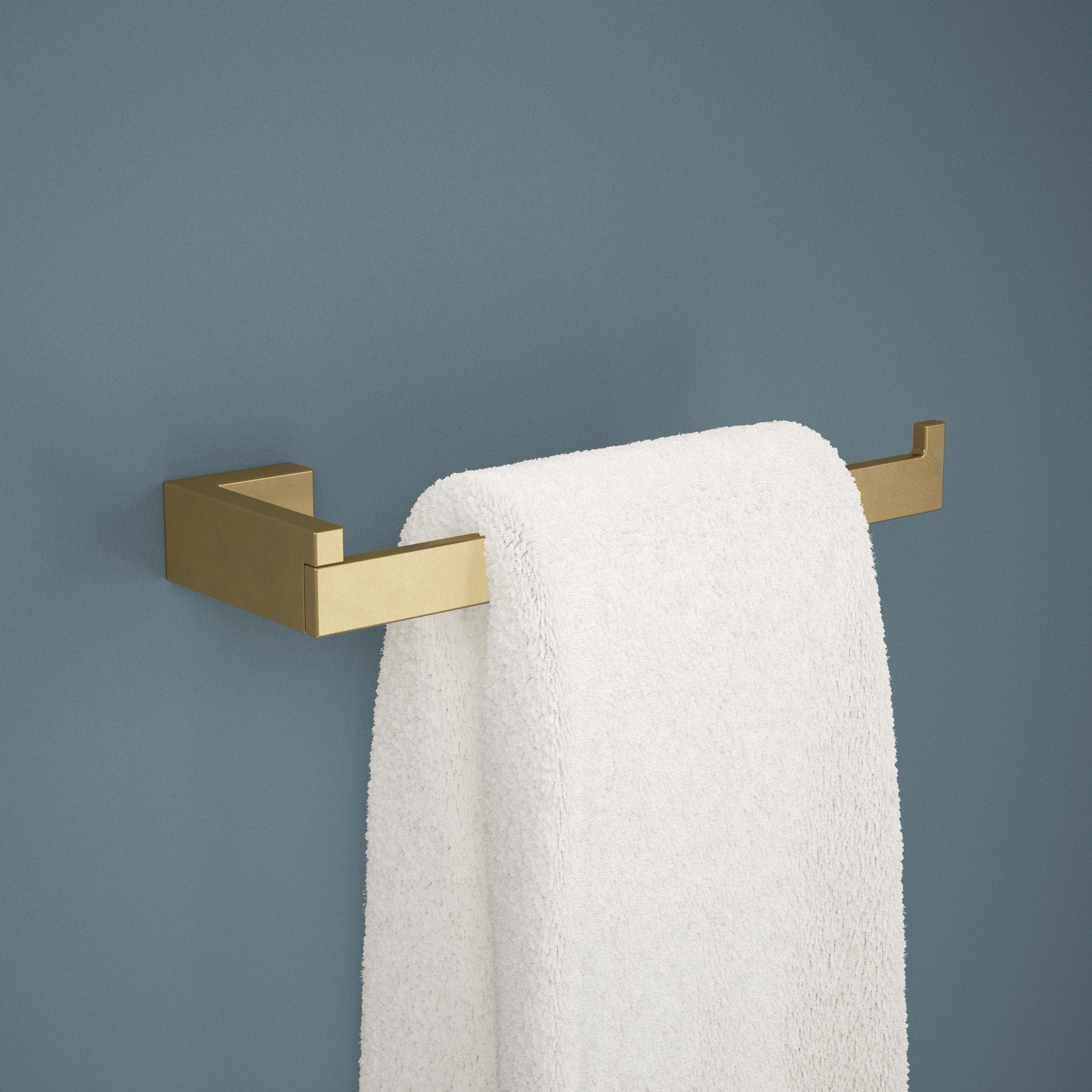 Juego de accesorios decorativos para baño en oro satinado Beaufort de 5 piezas de Franklin Brass: barra para toallas, portarrollos, anillo para toallas, y gancho para batas incluidos BFT65-BB.