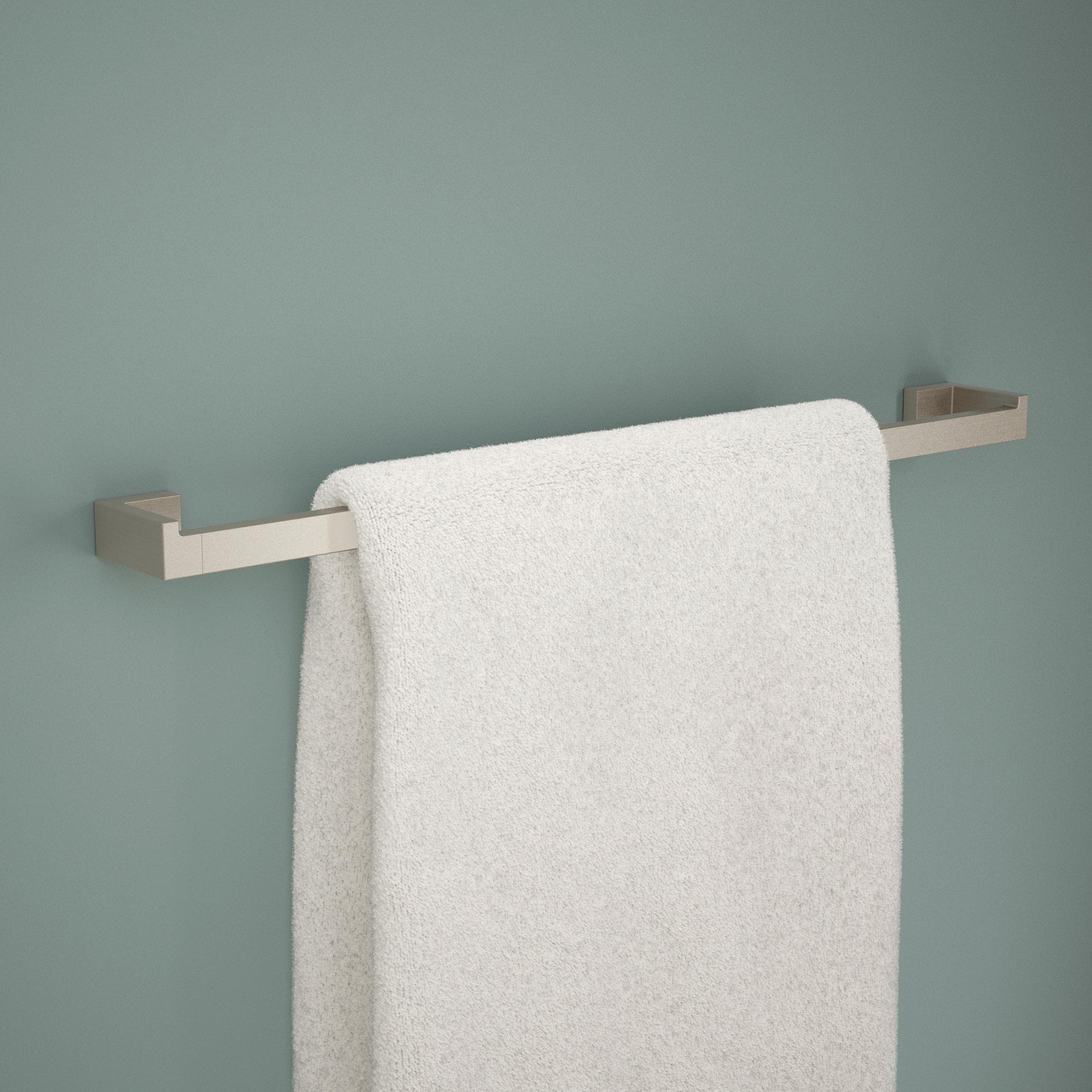 Juego de accesorios de baño decorativos de 5 piezas en níquel satinado Beaufort - Barra para toallas, porta papel, argolla para toallas y gancho para batas incluidos BFT65-BN
