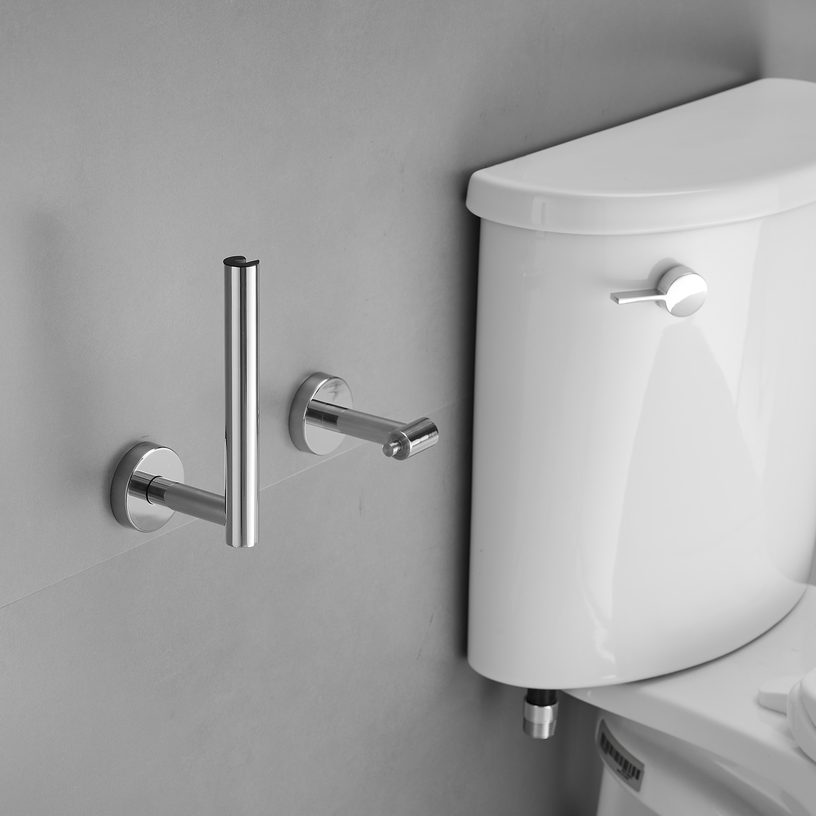 Juego de herrajes para baño decorativo cromado brillante de 2 piezas - Portarrollos de papel higiénico y argolla para toallas incluidos A-91042-B
