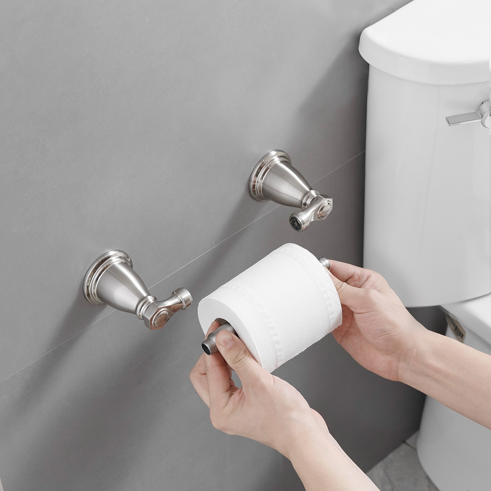 Juego de Accesorios Decorativos para Baño de Níquel Cepillado de 4 Piezas - Barra de Toallas, Portarrollos de Papel Higiénico, Gancho para Batas incluido A-91066-N