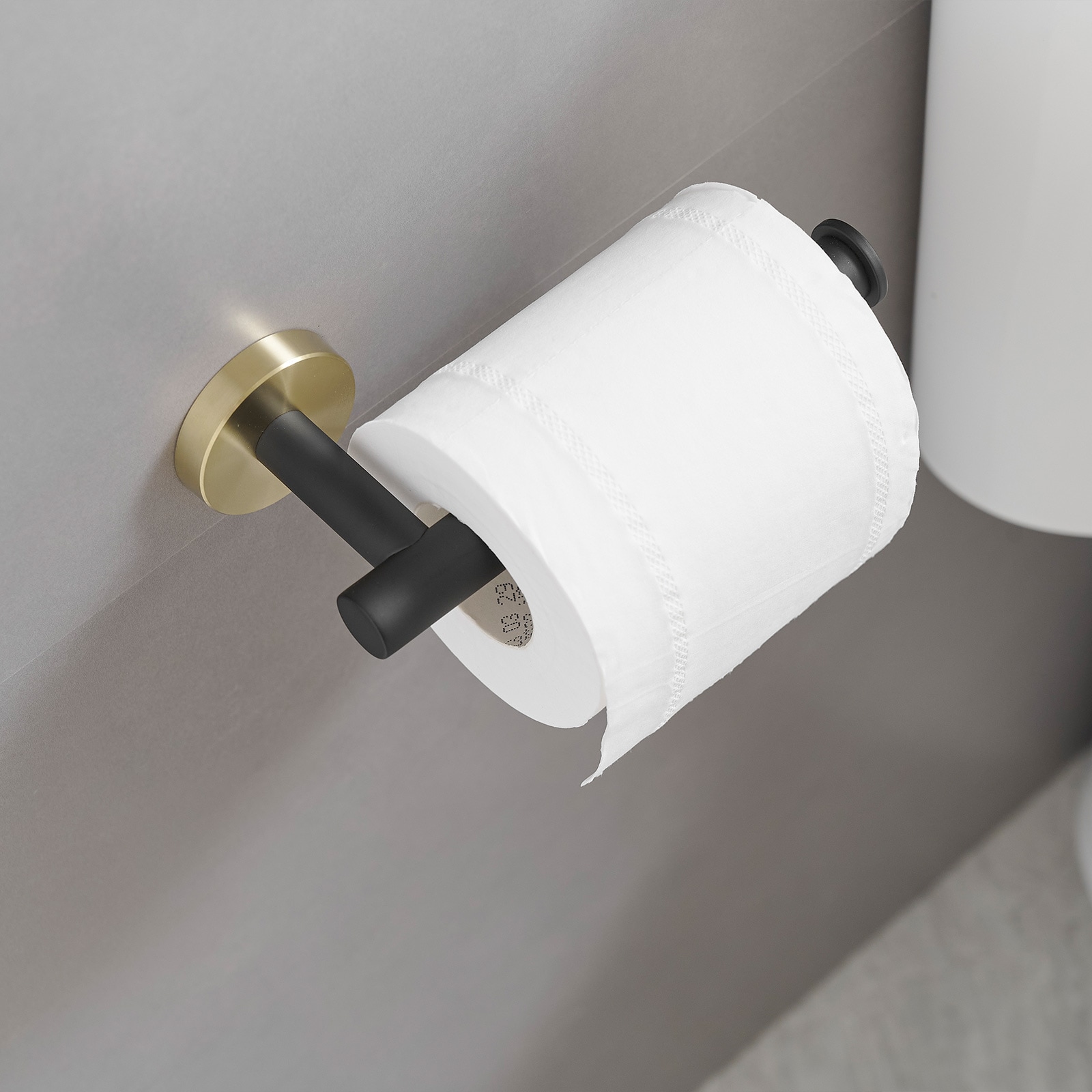 Juego de Accesorios de Baño Decorativos Negro y Dorado de 3 Piezas - Barra de Toallas, Porta Papel Higiénico y Gancho para Batas Incluidos A-91062-GBK-3
