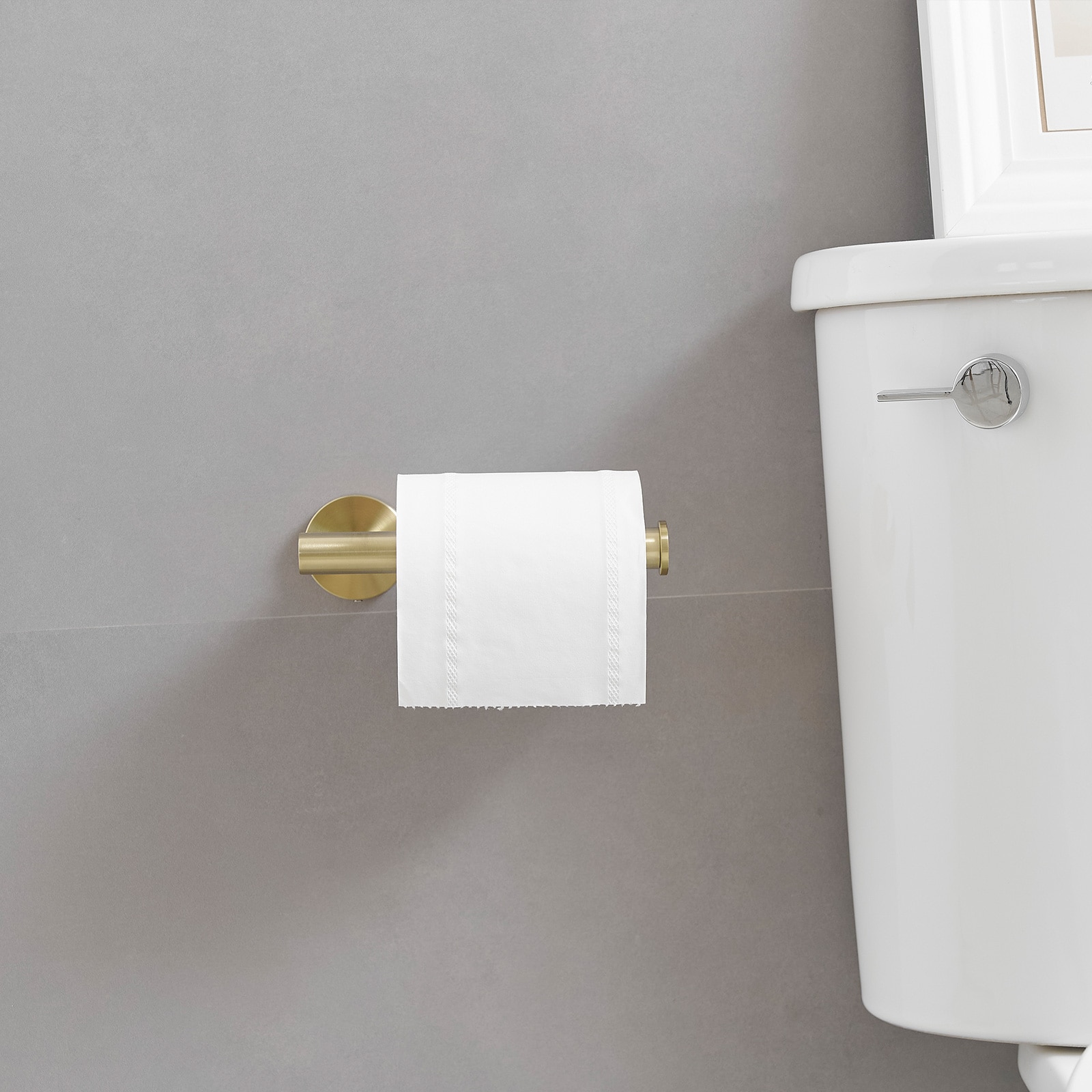 Juego de accesorios de baño decorativos en acabado dorado cepillado de 3 piezas: Barra de toalla, portarrollos de papel higiénico y gancho para bata incluidos A-91062-BG-3