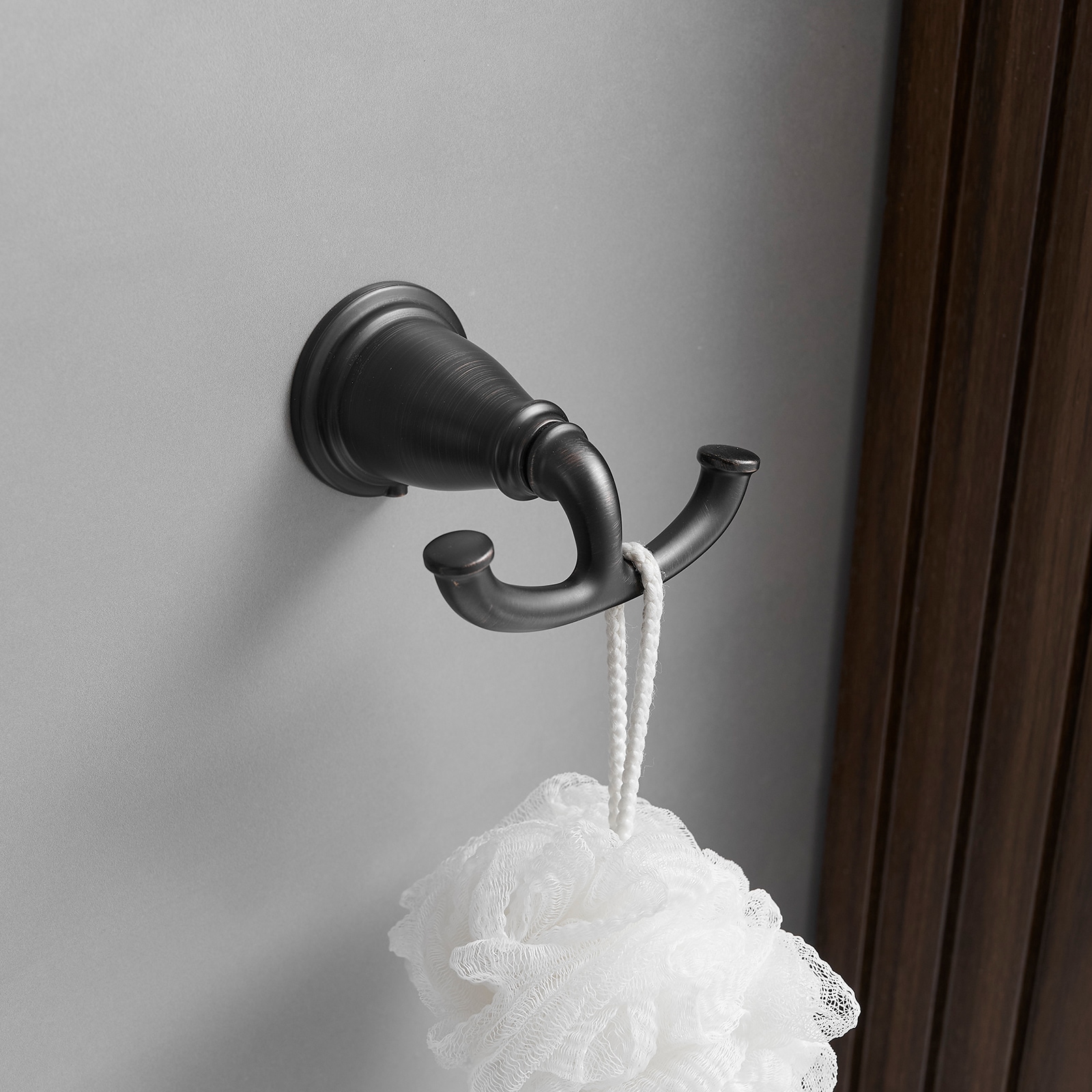Juego de 4 piezas de Accesorios Decorativos para Baño en Bronce Frotado con Aceite - Barra de Toalla, Porta Papel Higiénico, Gancho para Batas incluidos A-91066-ORB